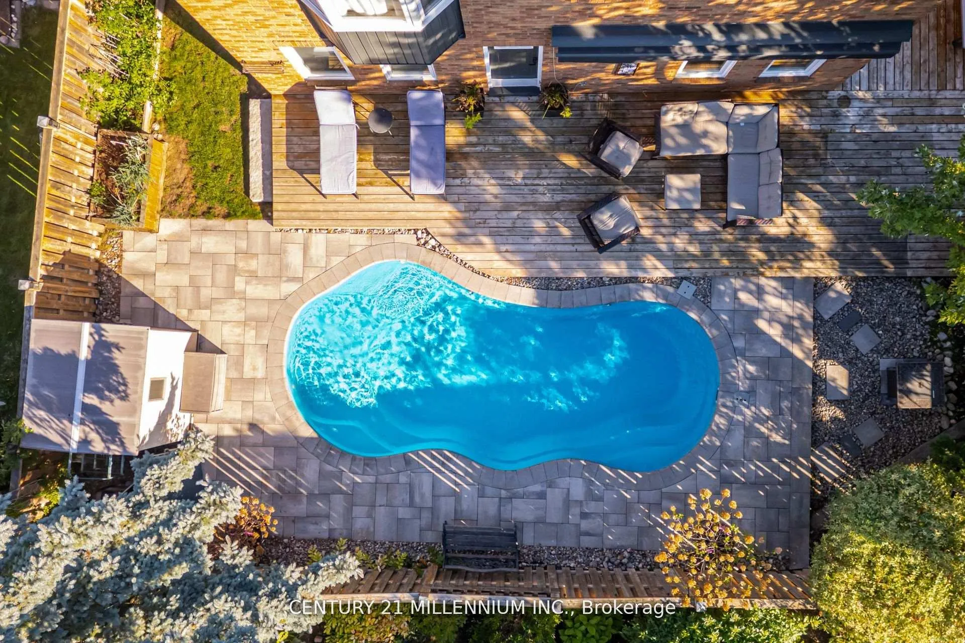 Photo 33 of 28 Bristol Avenue, Brampton, Northwood Park — HOMEH
