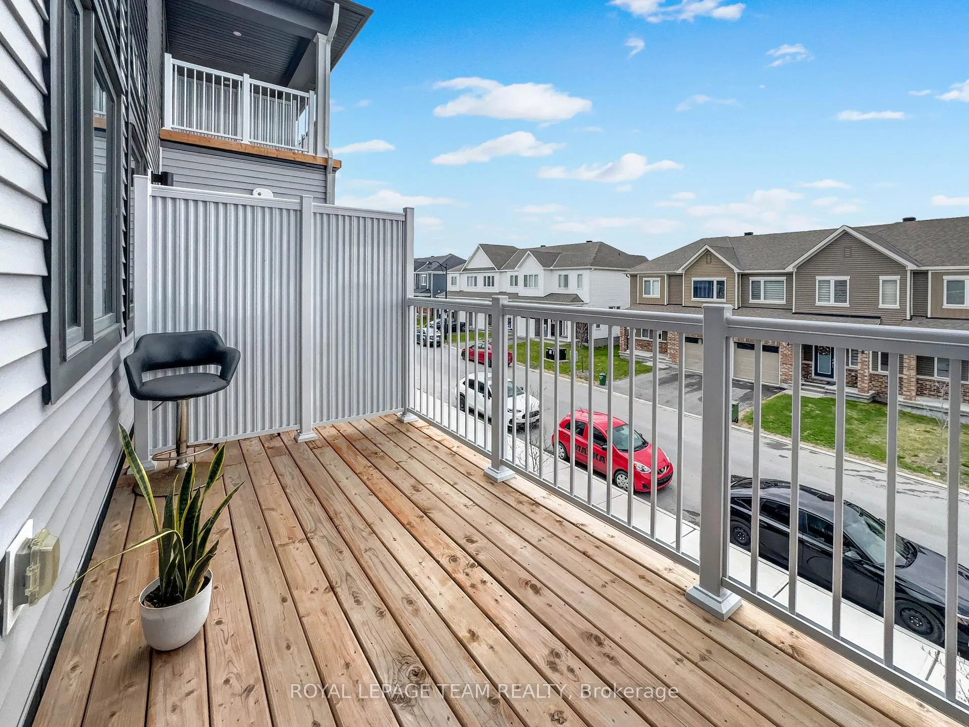Photo 7 of 1018 Parnian Private, Ottawa, Barrhaven - Half Moon Bay — HOMEH
