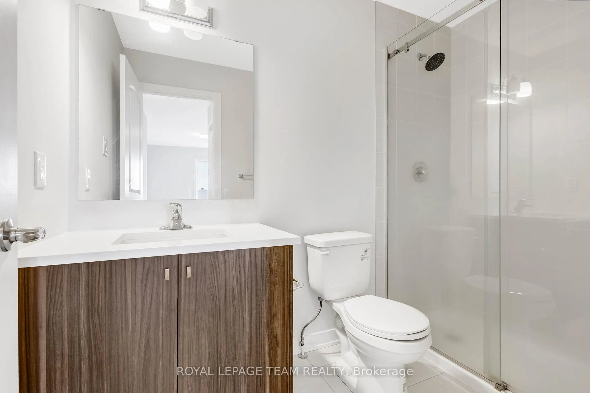 Photo 13 of 1018 Parnian Private, Ottawa, Barrhaven - Half Moon Bay — HOMEH