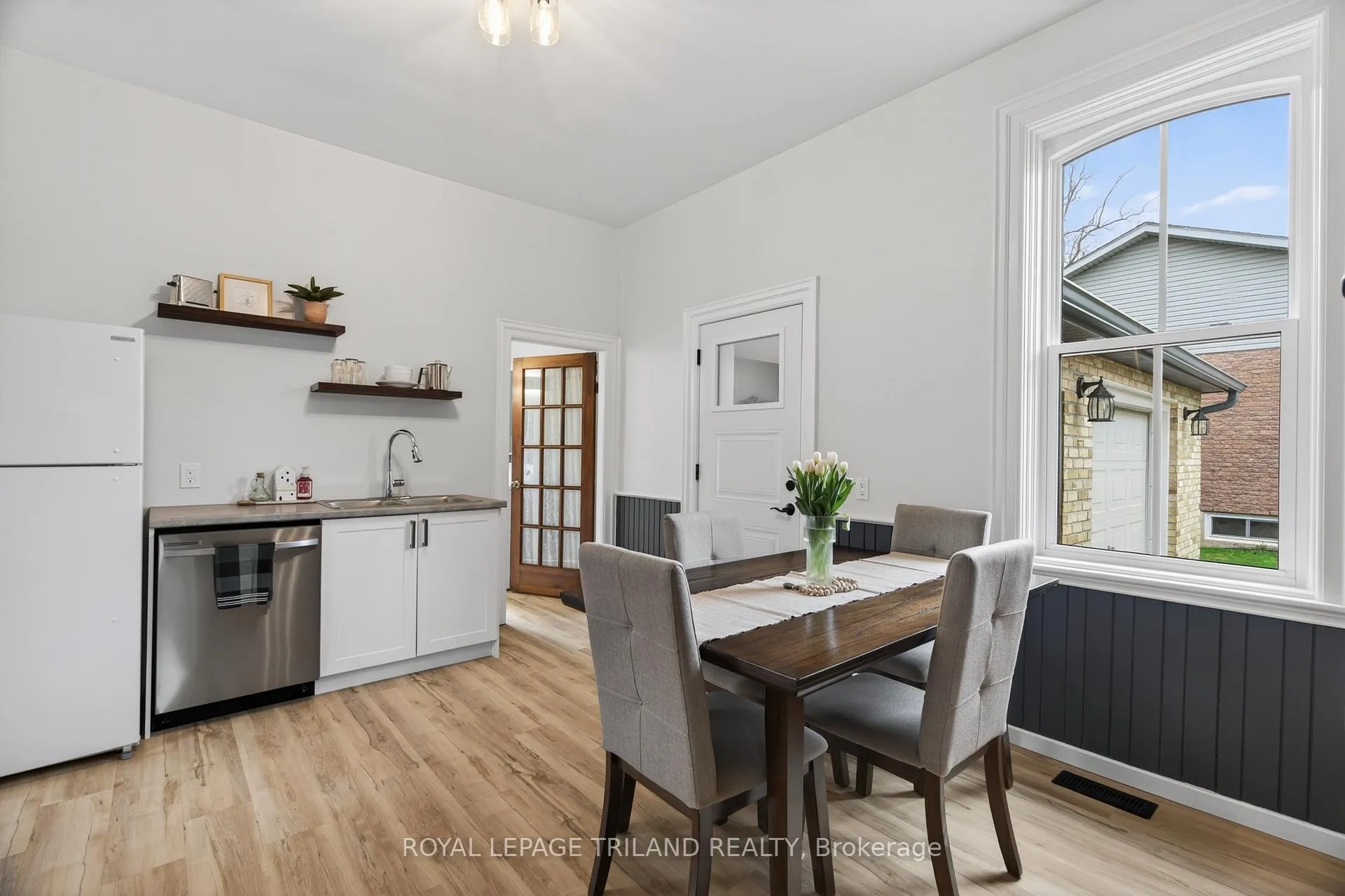 Photo 7 of 492 Victoria Street, Warwick, Watford — HOMEH