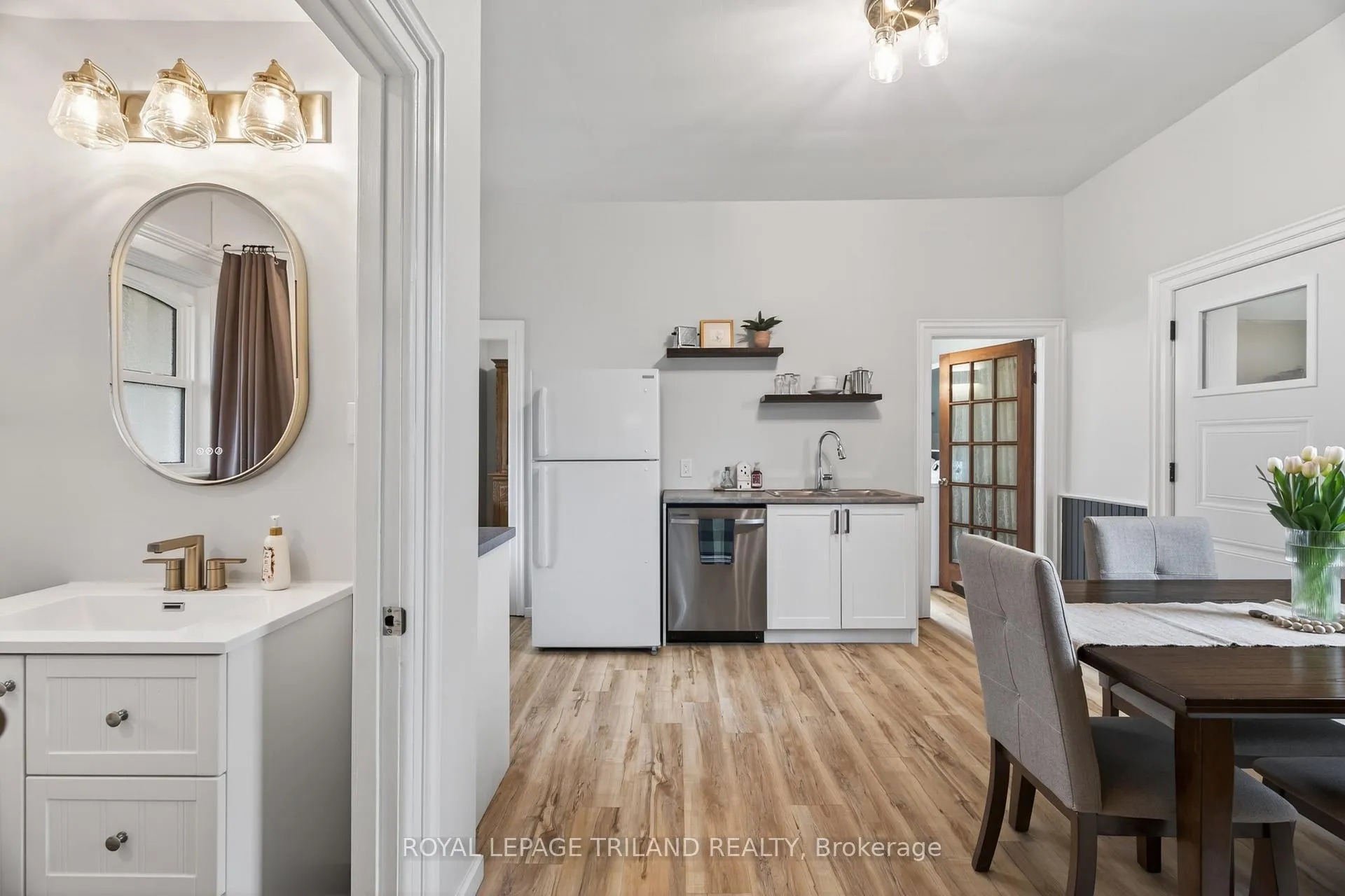 Photo 8 of 492 Victoria Street, Warwick, Watford — HOMEH