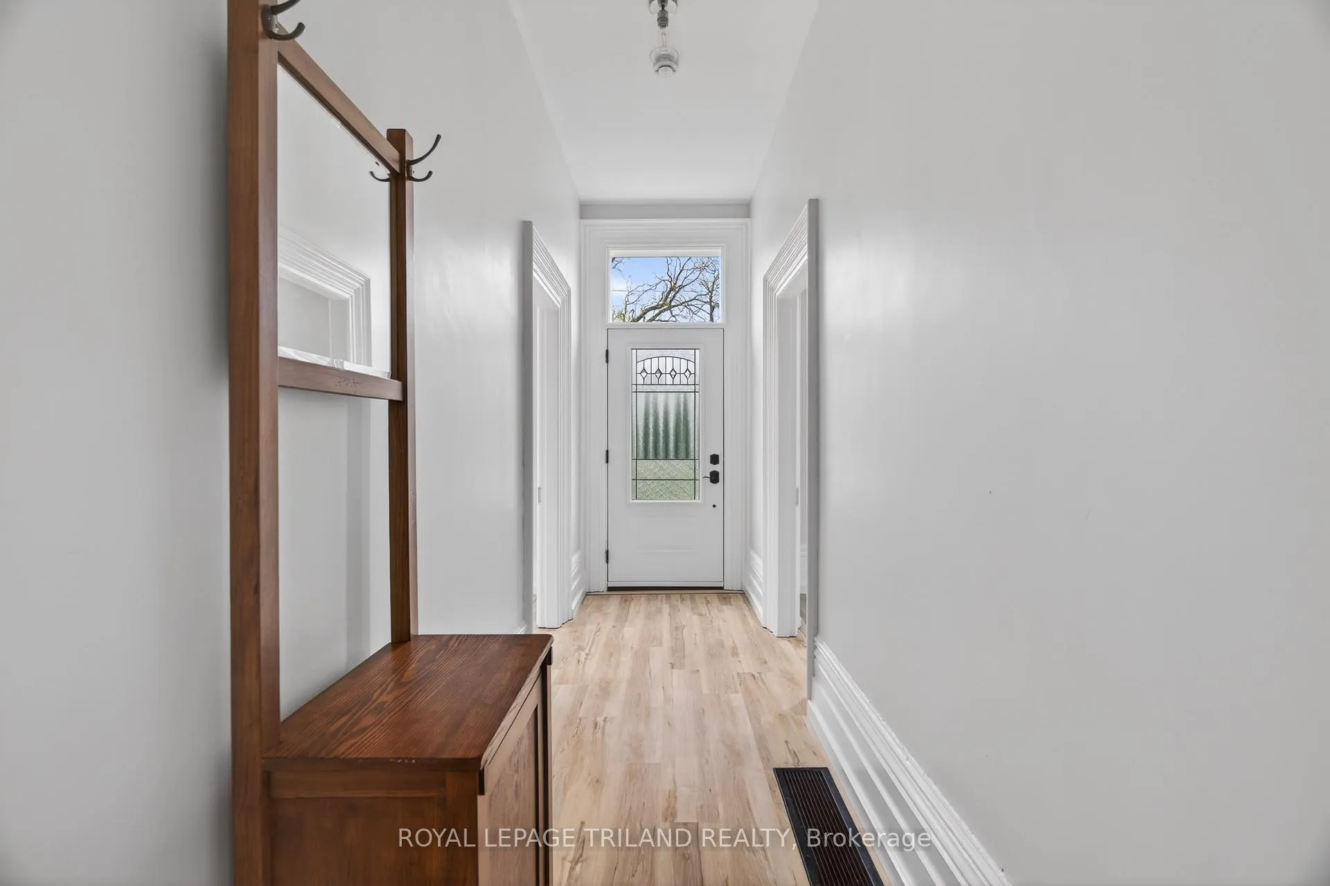 Photo 22 of 492 Victoria Street, Warwick, Watford — HOMEH