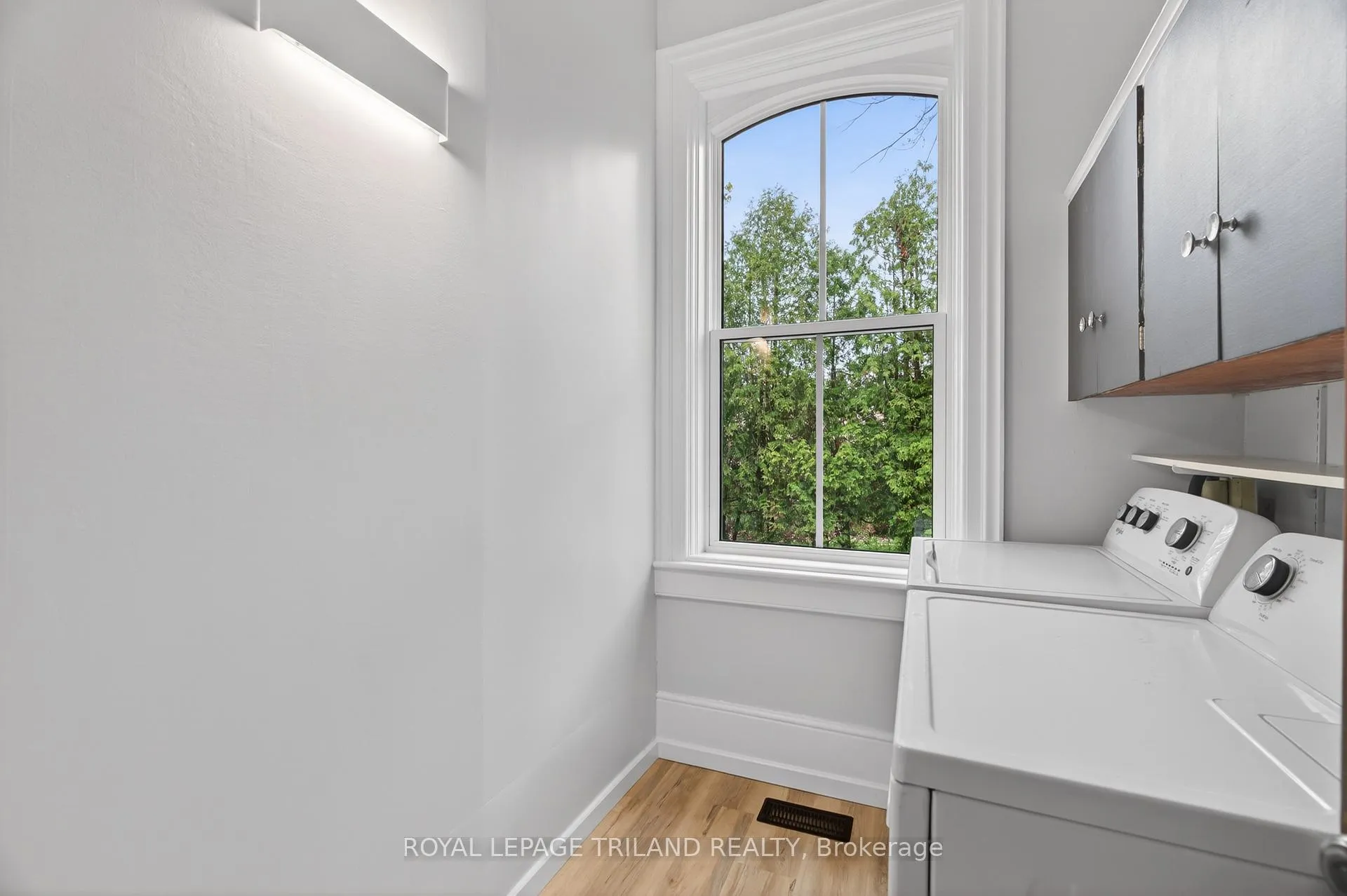 Photo 26 of 492 Victoria Street, Warwick, Watford — HOMEH