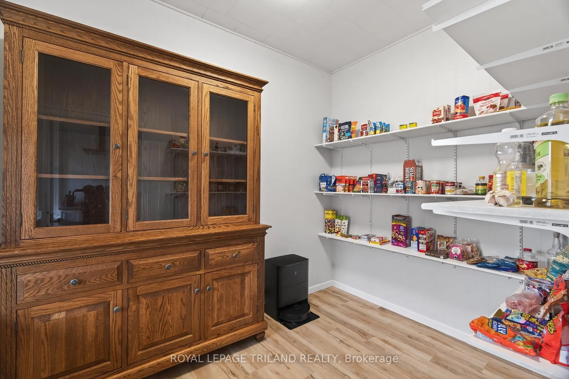 Photo 27 of 492 Victoria Street, Warwick, Watford — HOMEH