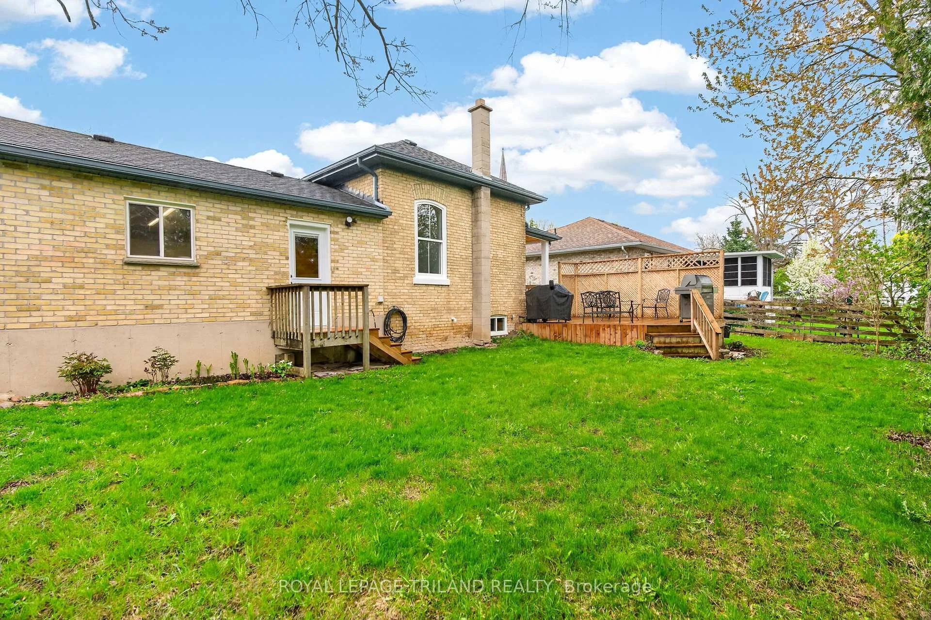 Photo 35 of 492 Victoria Street, Warwick, Watford — HOMEH