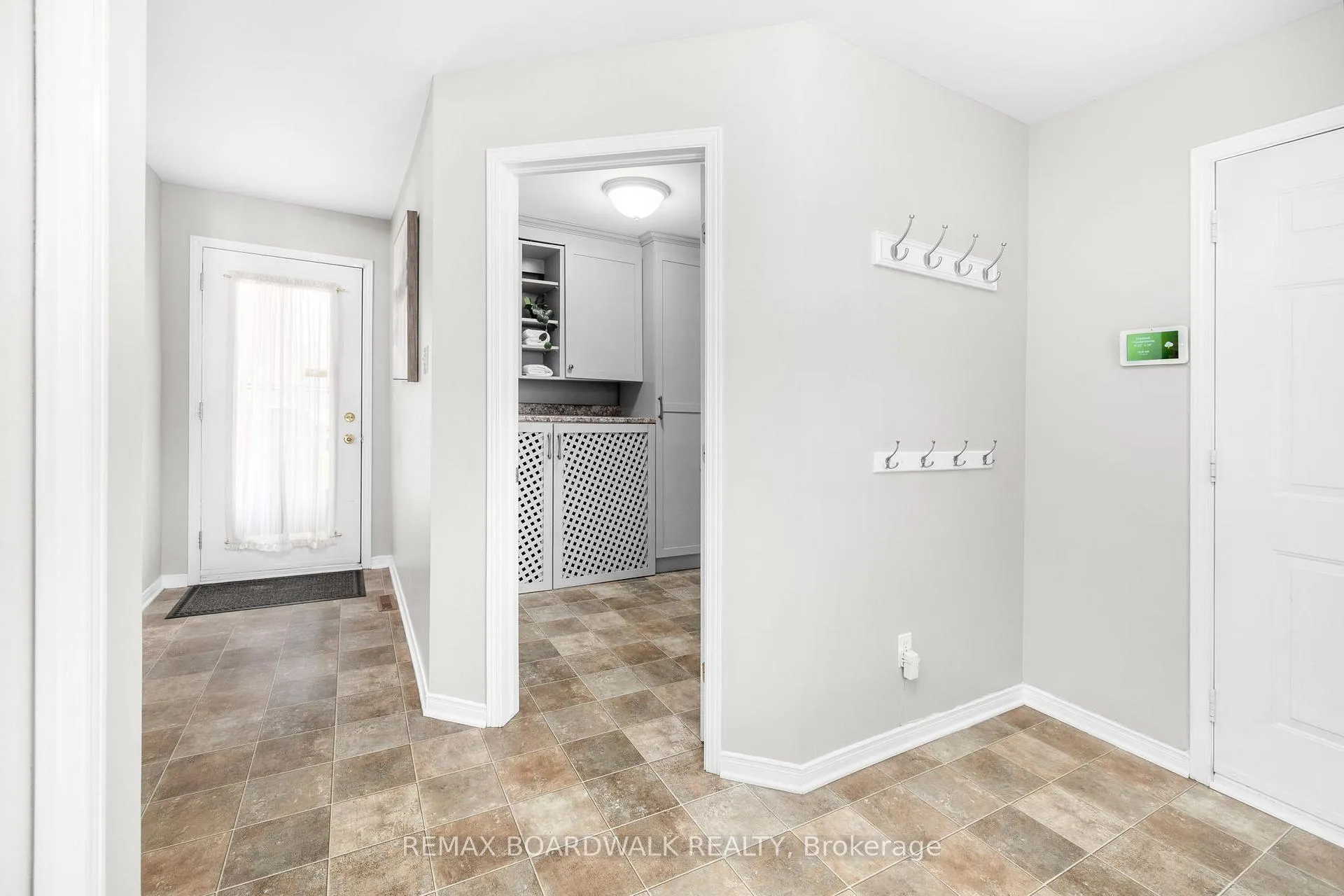 Photo 4 of 14 Davis Lane, Rideau Lakes, Rideau Lakes (South Elmsley) Twp — HOMEH