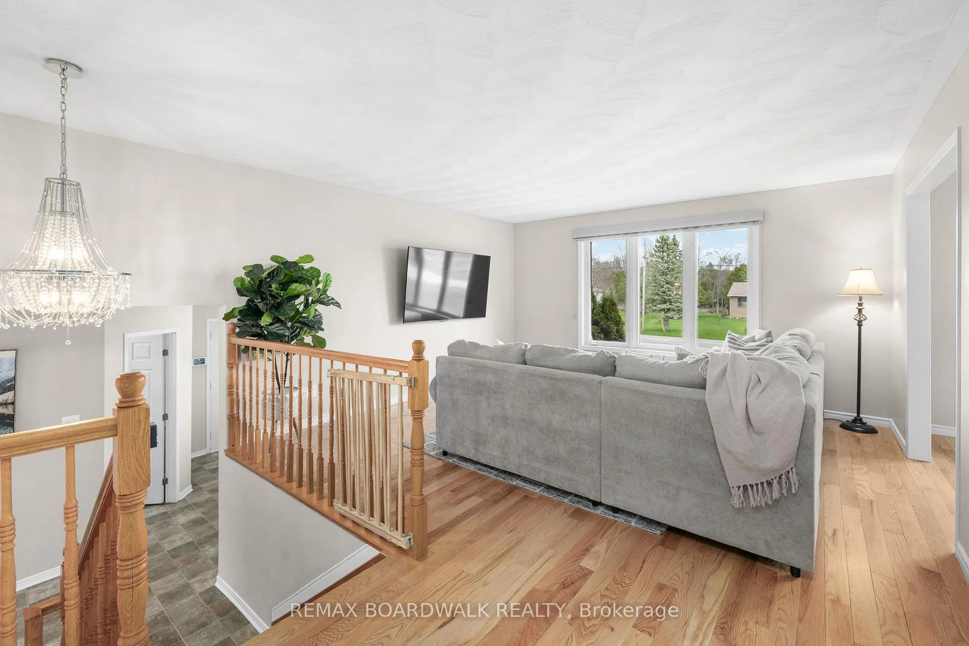 Photo 8 of 14 Davis Lane, Rideau Lakes, Rideau Lakes (South Elmsley) Twp — HOMEH