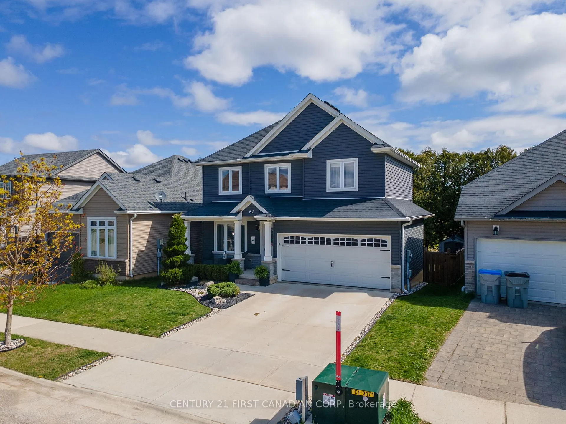 Photo 2 of 62 Abbott Street, Strathroy-Caradoc, SE — HOMEH