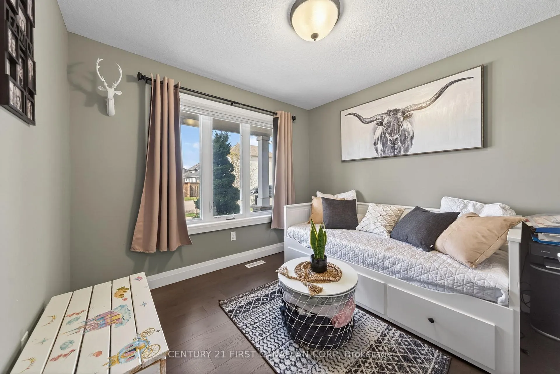 Photo 10 of 62 Abbott Street, Strathroy-Caradoc, SE — HOMEH