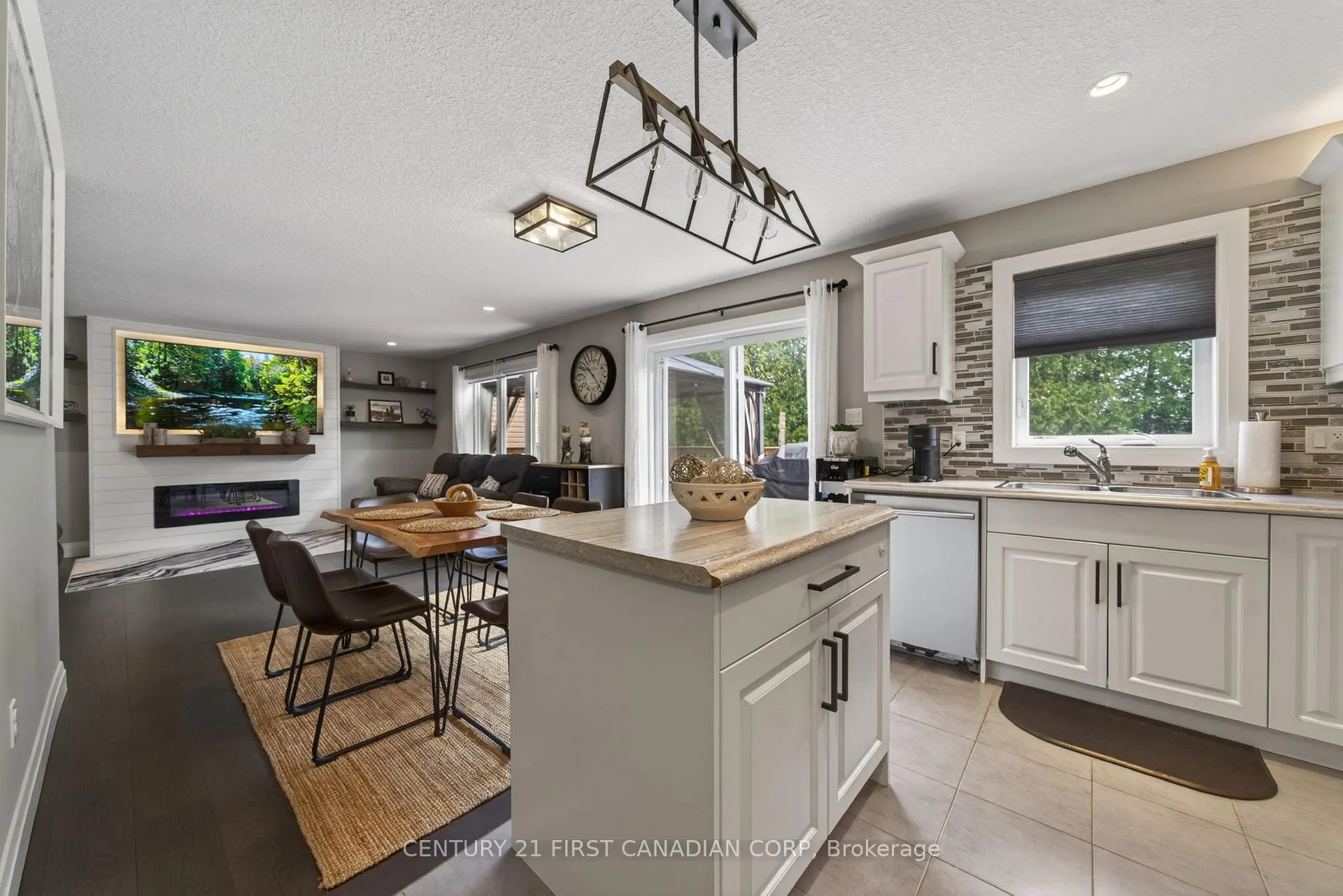 Photo 16 of 62 Abbott Street, Strathroy-Caradoc, SE — HOMEH