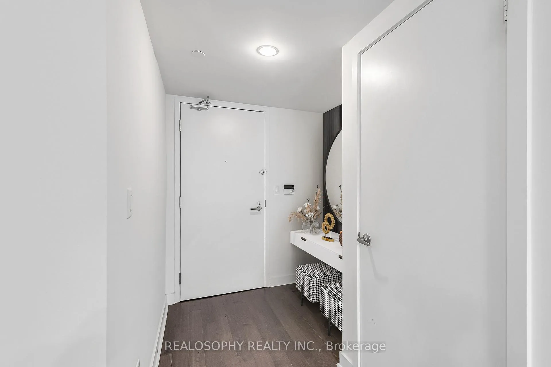 Photo 2 of Unit 506, 58 Orchard View Boulevard, Toronto, Yonge-Eglinton — HOMEH