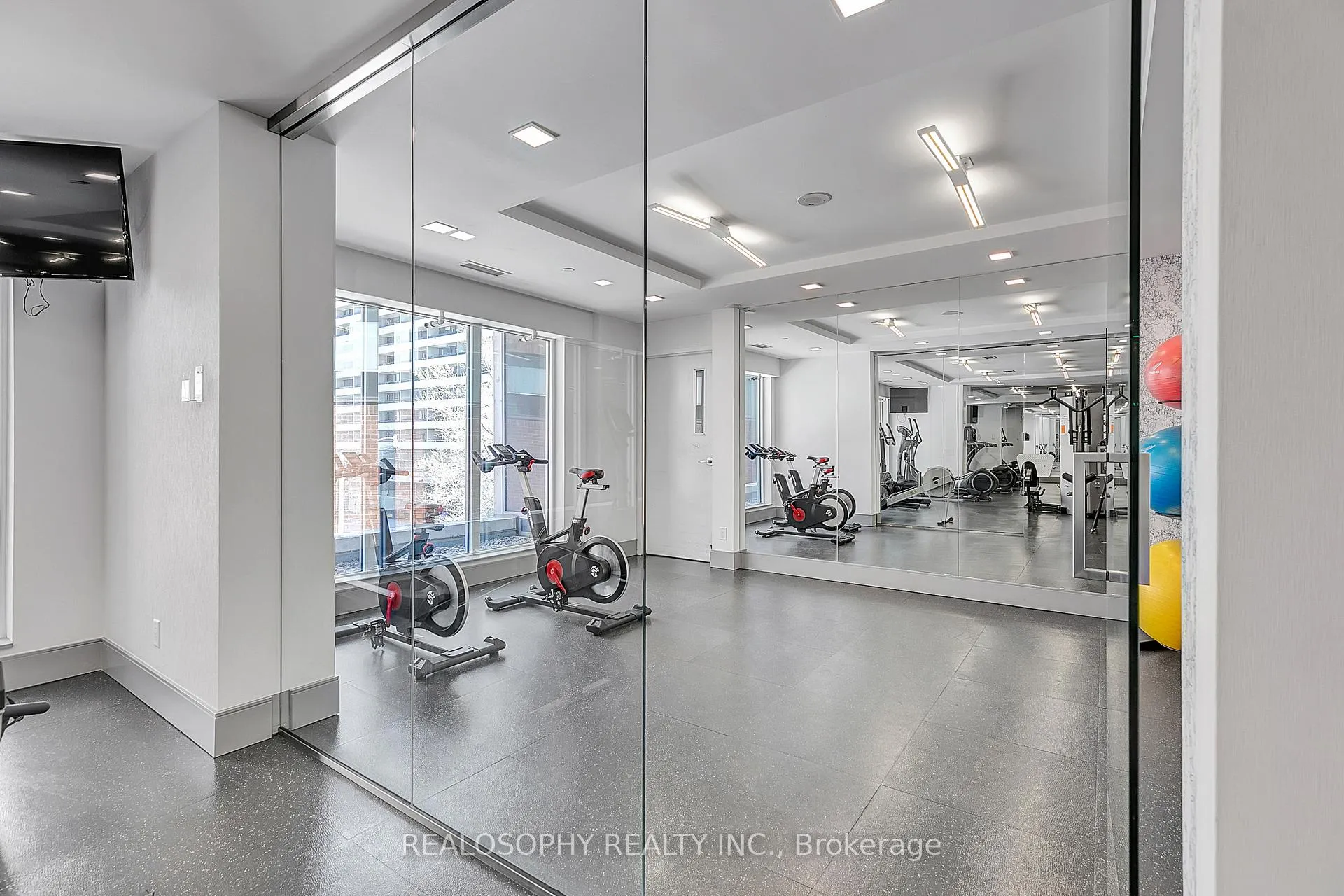 Photo 10 of Unit 506, 58 Orchard View Boulevard, Toronto, Yonge-Eglinton — HOMEH
