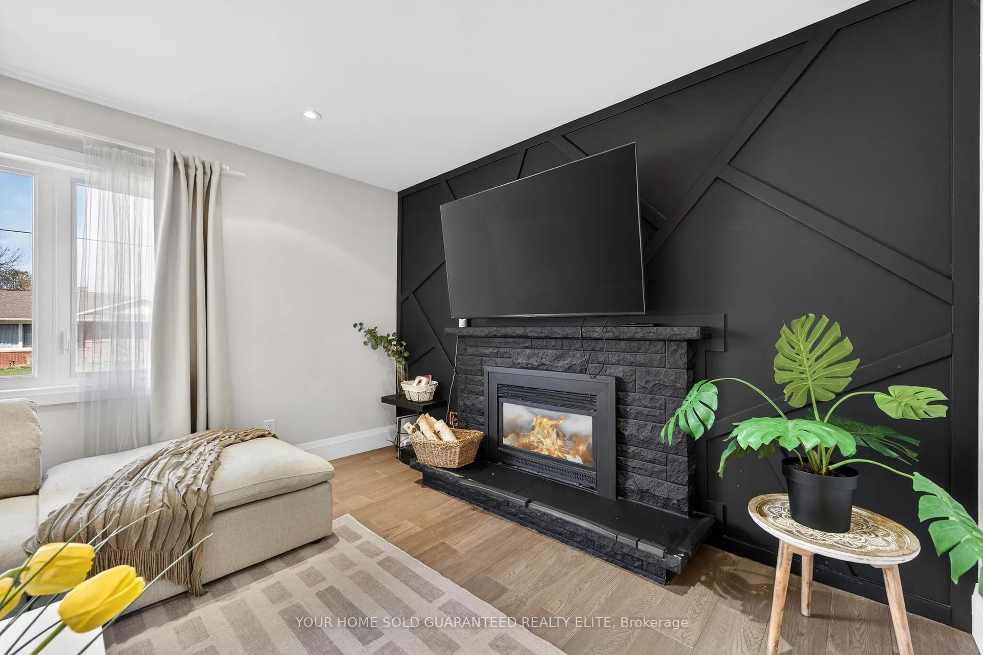 Photo 8 of 22 Hazelwood Avenue, Grimsby, Grimsby West — HOMEH