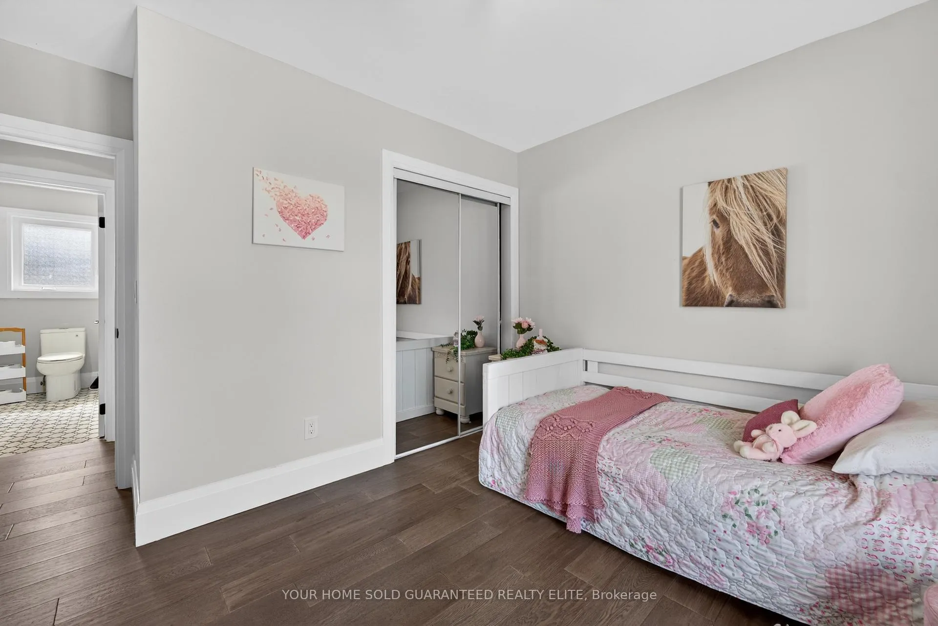 Photo 17 of 22 Hazelwood Avenue, Grimsby, Grimsby West — HOMEH