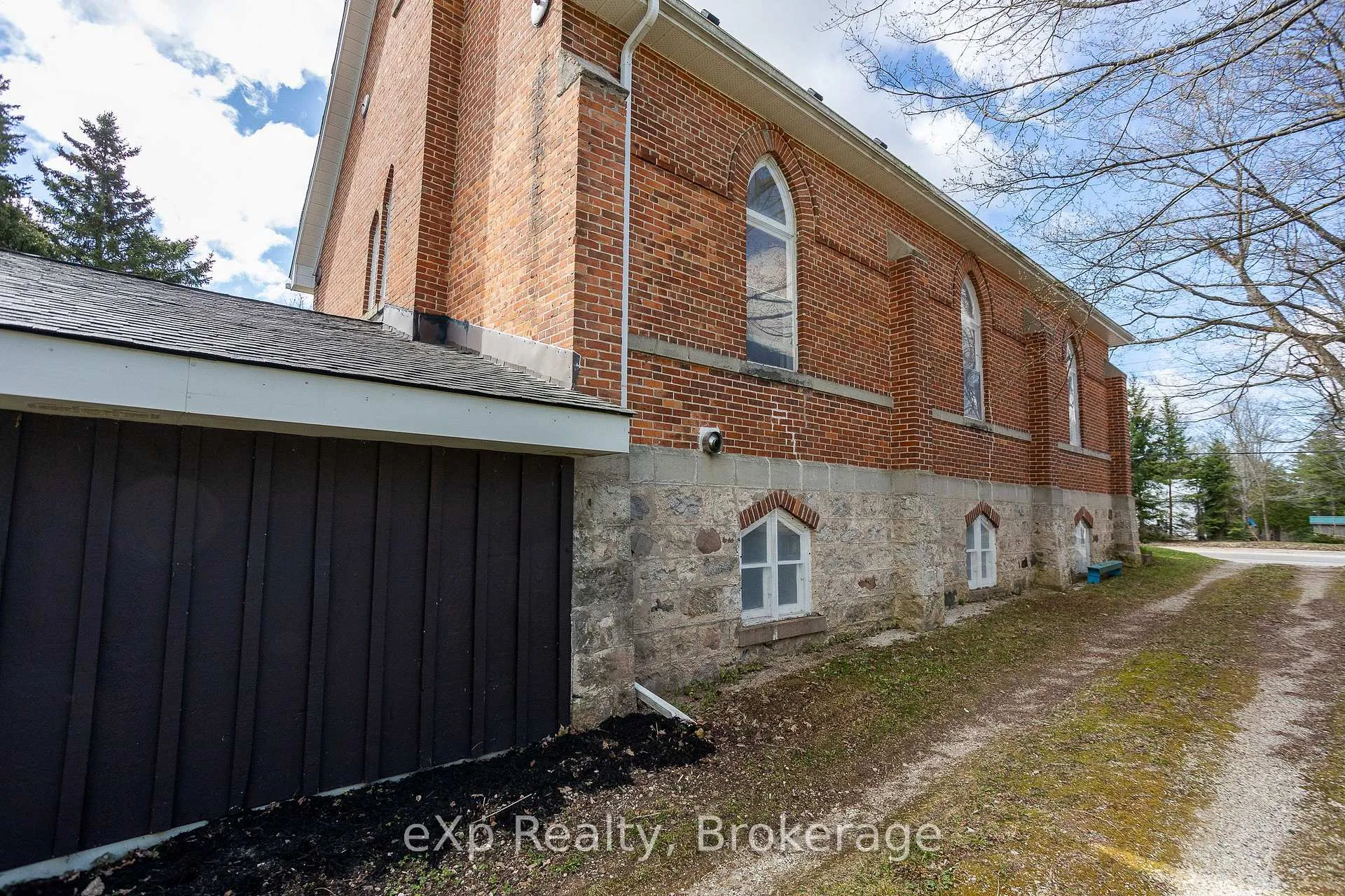 Photo 26 of 776839 Highway 10, Chatsworth — HOMEH