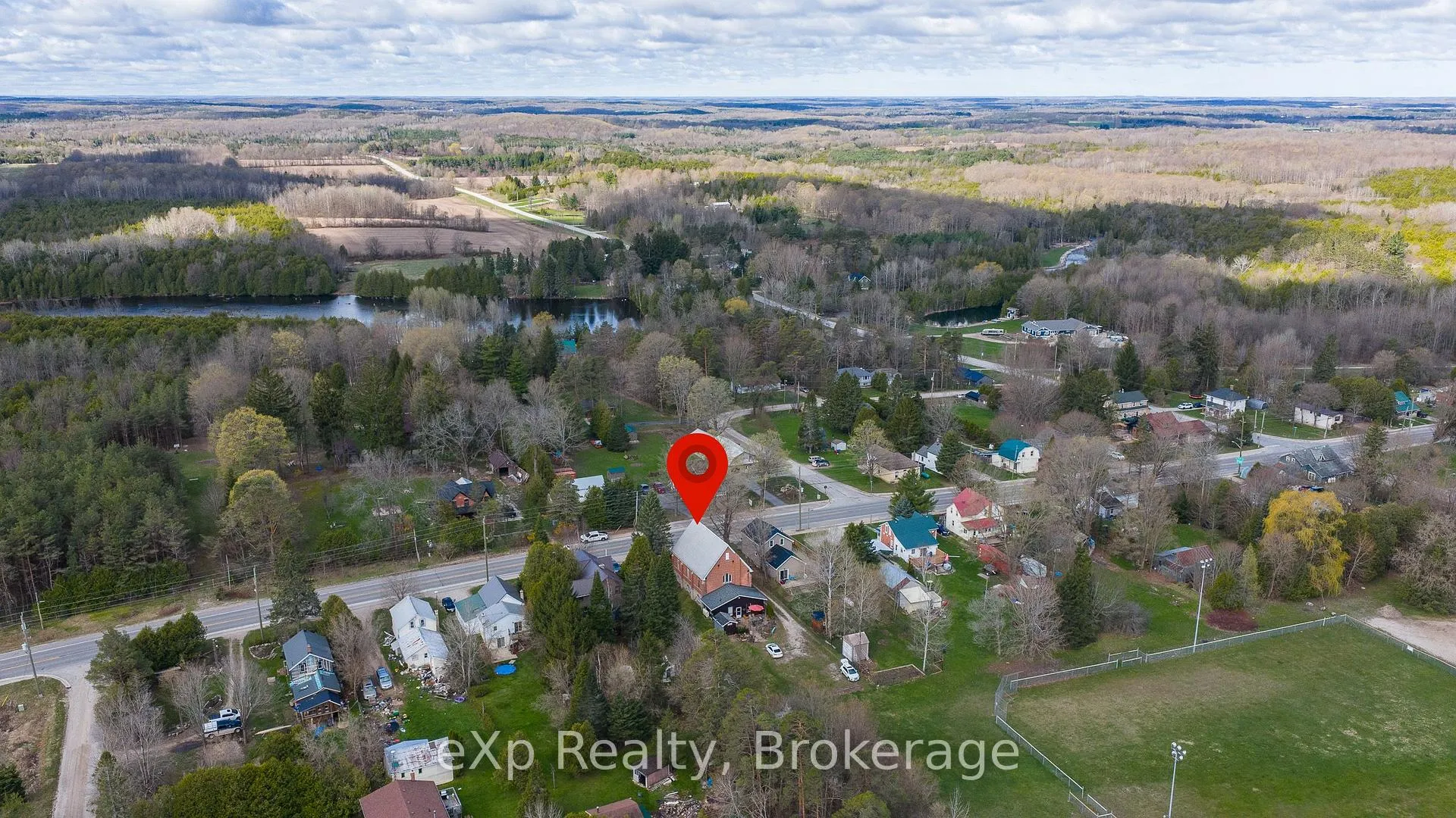 Photo 31 of 776839 Highway 10, Chatsworth — HOMEH
