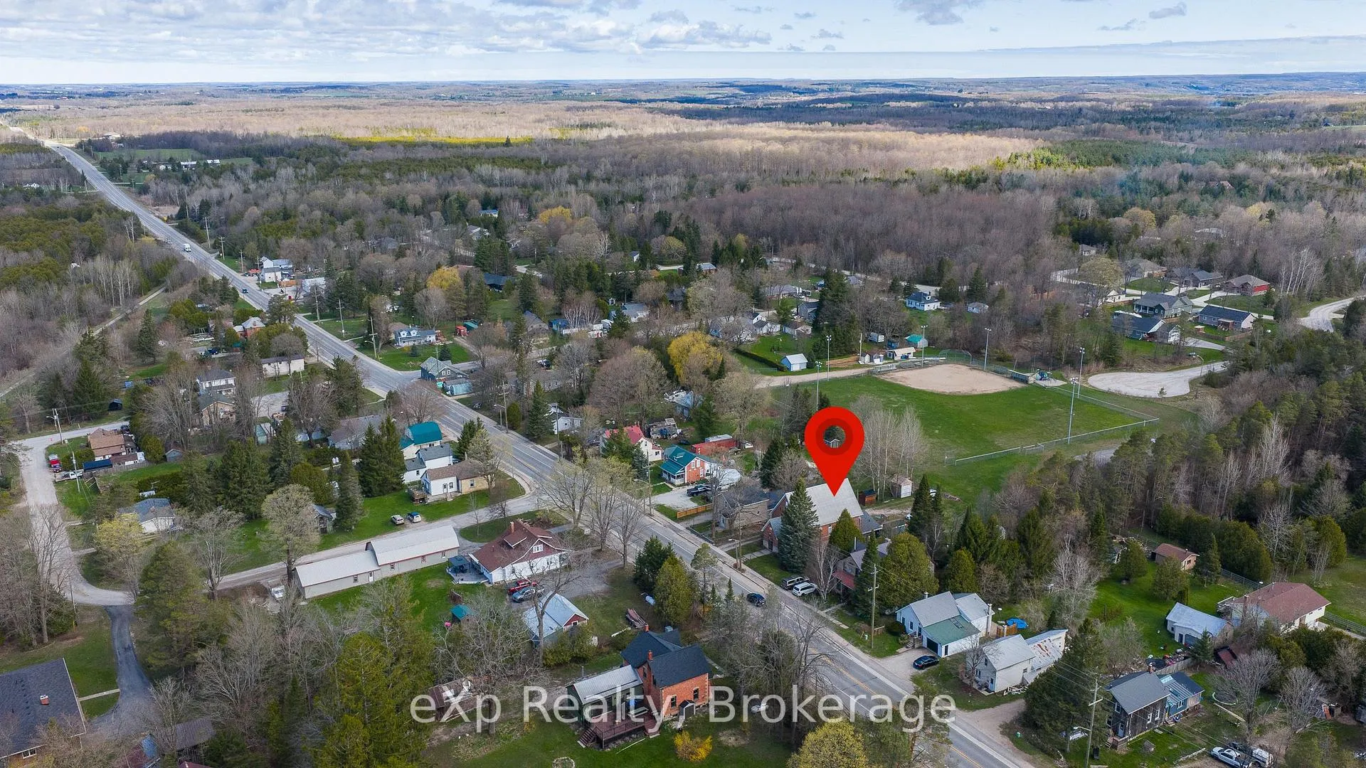 Photo 32 of 776839 Highway 10, Chatsworth — HOMEH