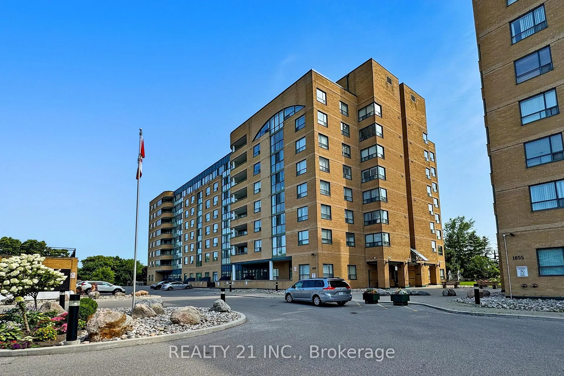 Photo 1 of Unit 607, 1665 Pickering Parkway, Pickering, Village East — HOMEH