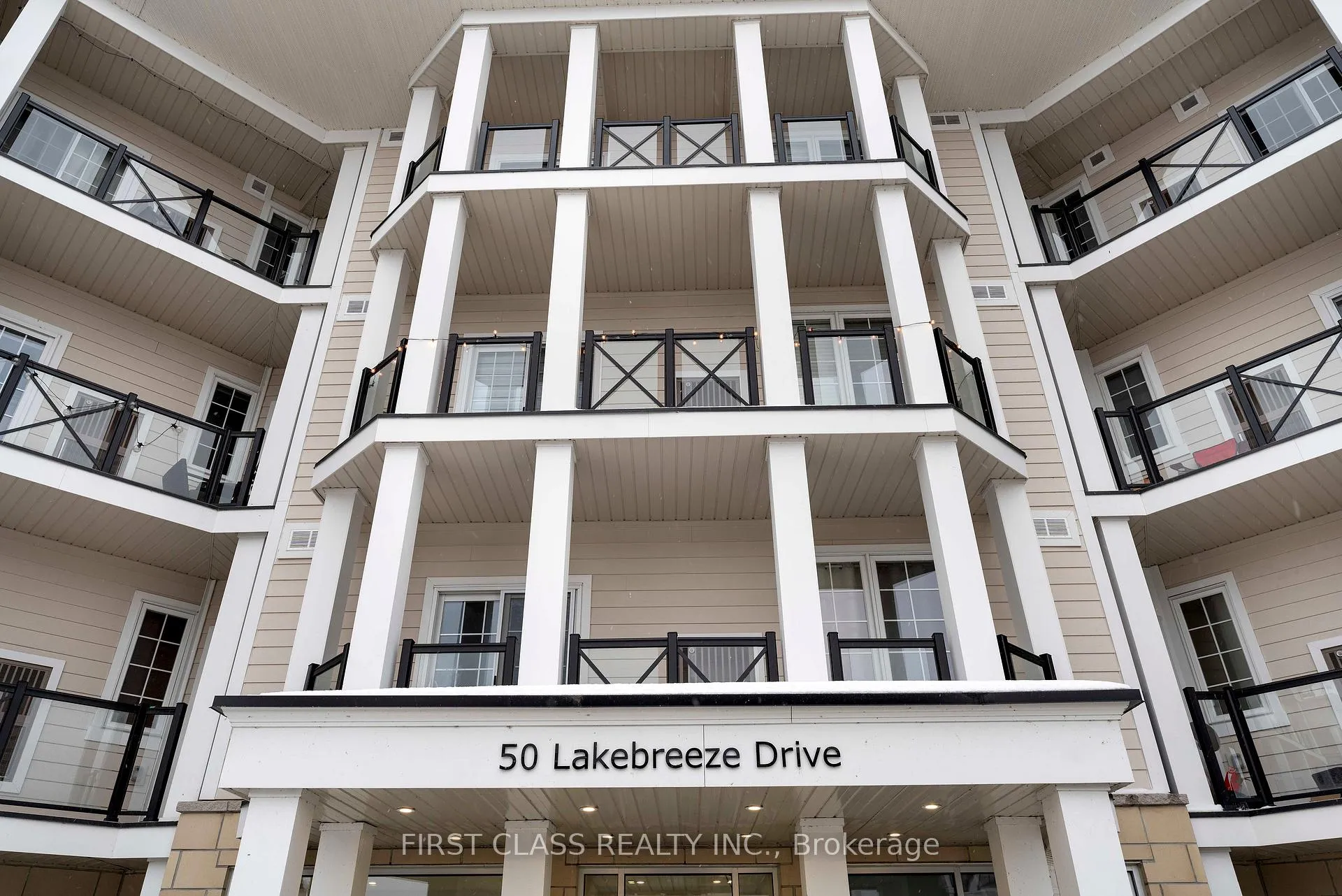Photo 17 of Unit 330, 50 Lakebreeze Drive, Clarington, Newcastle — HOMEH