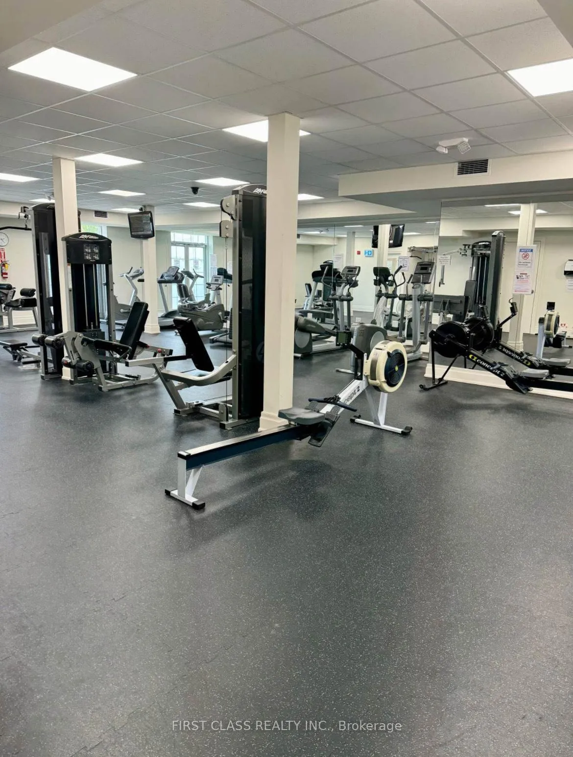Photo 23 of Unit 330, 50 Lakebreeze Drive, Clarington, Newcastle — HOMEH