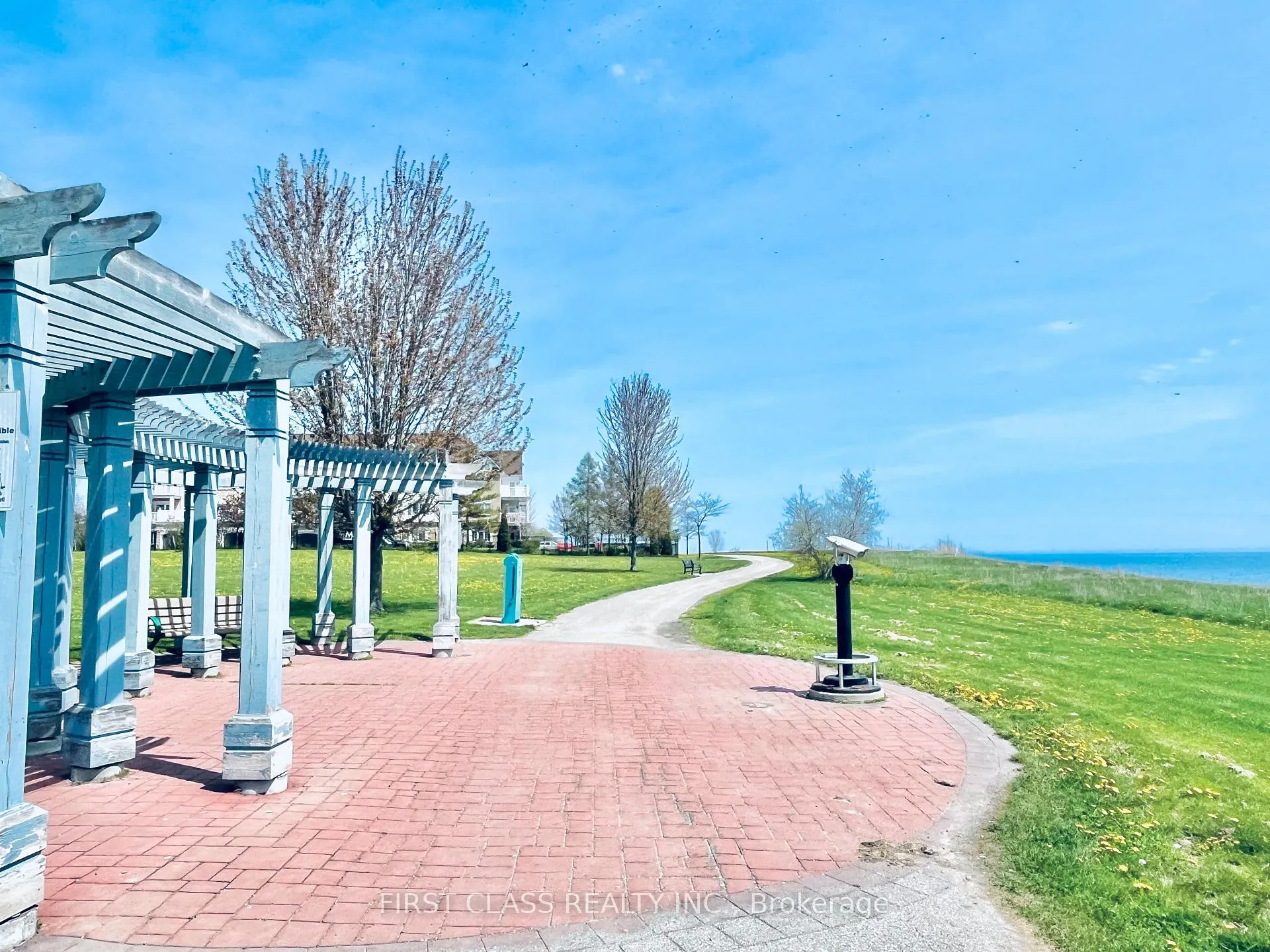 Photo 27 of Unit 330, 50 Lakebreeze Drive, Clarington, Newcastle — HOMEH