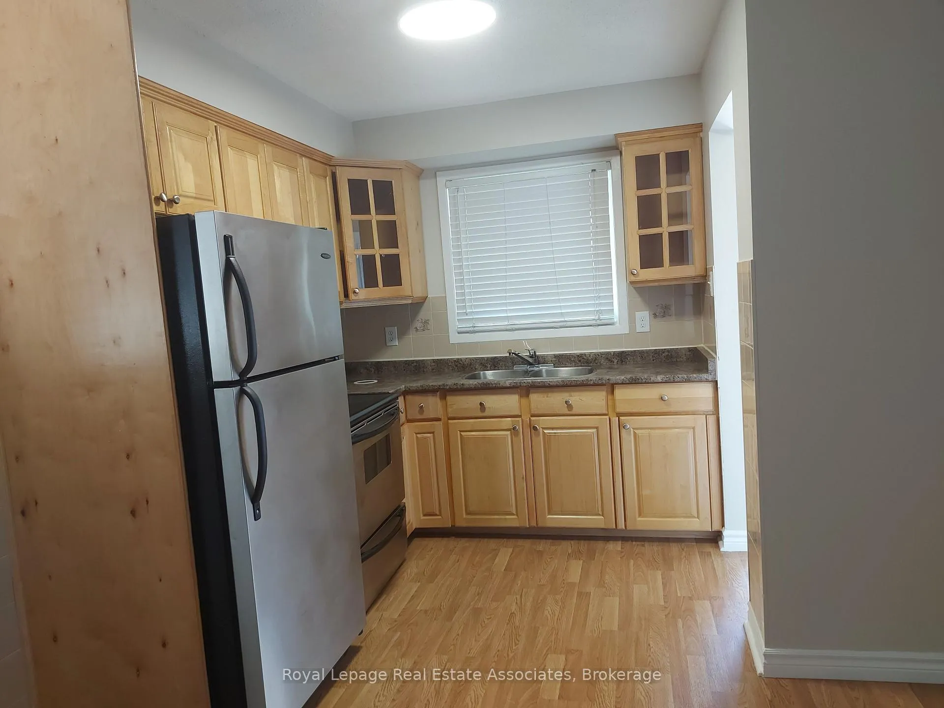 Photo 7 of Unit Main, 86 Overlea Crescent, Kitchener — HOMEH