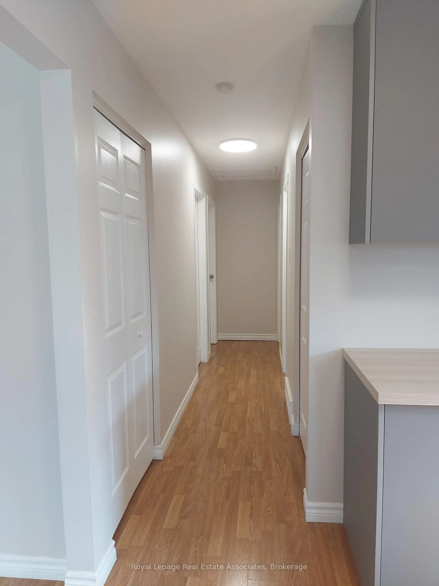 Photo 11 of Unit Main, 86 Overlea Crescent, Kitchener — HOMEH