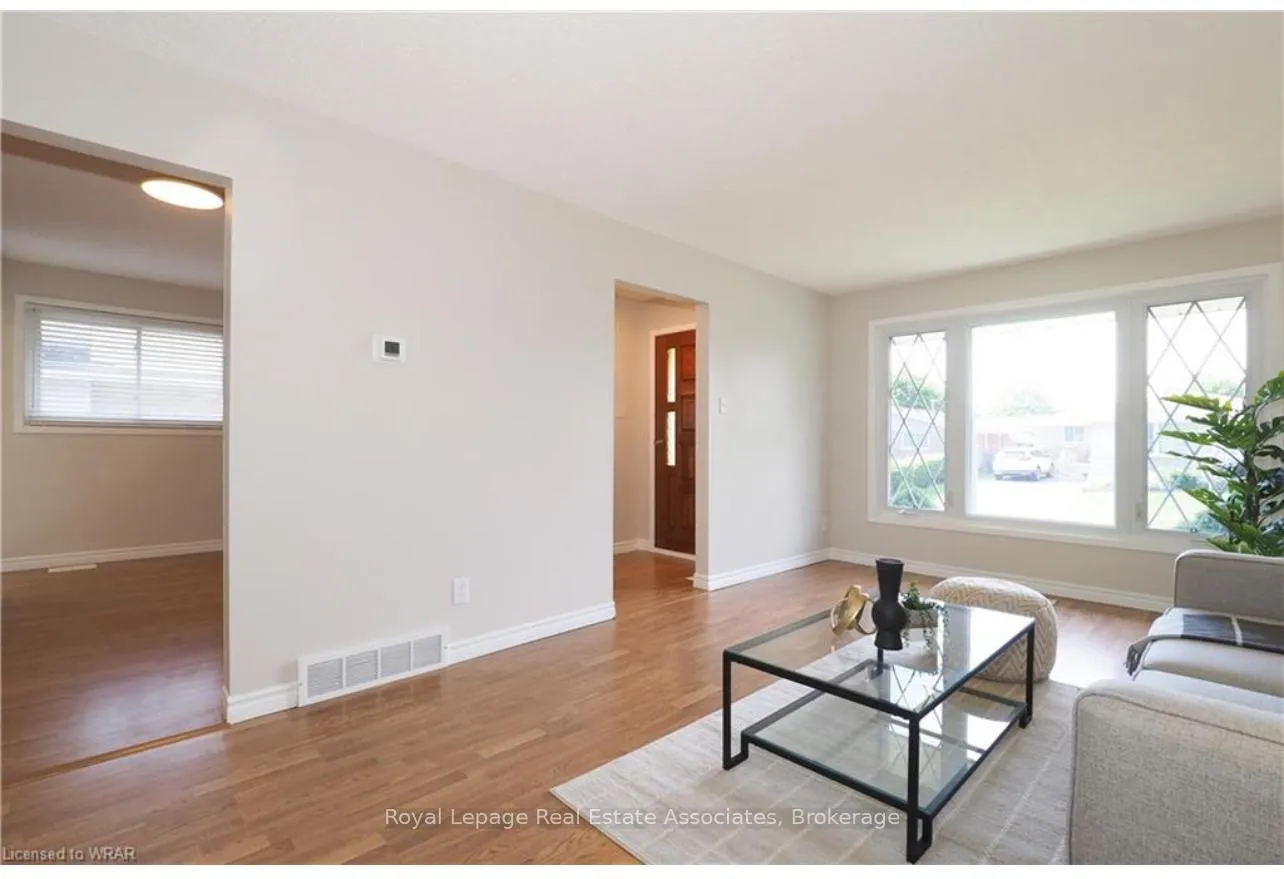 Photo 14 of Unit Main, 86 Overlea Crescent, Kitchener — HOMEH