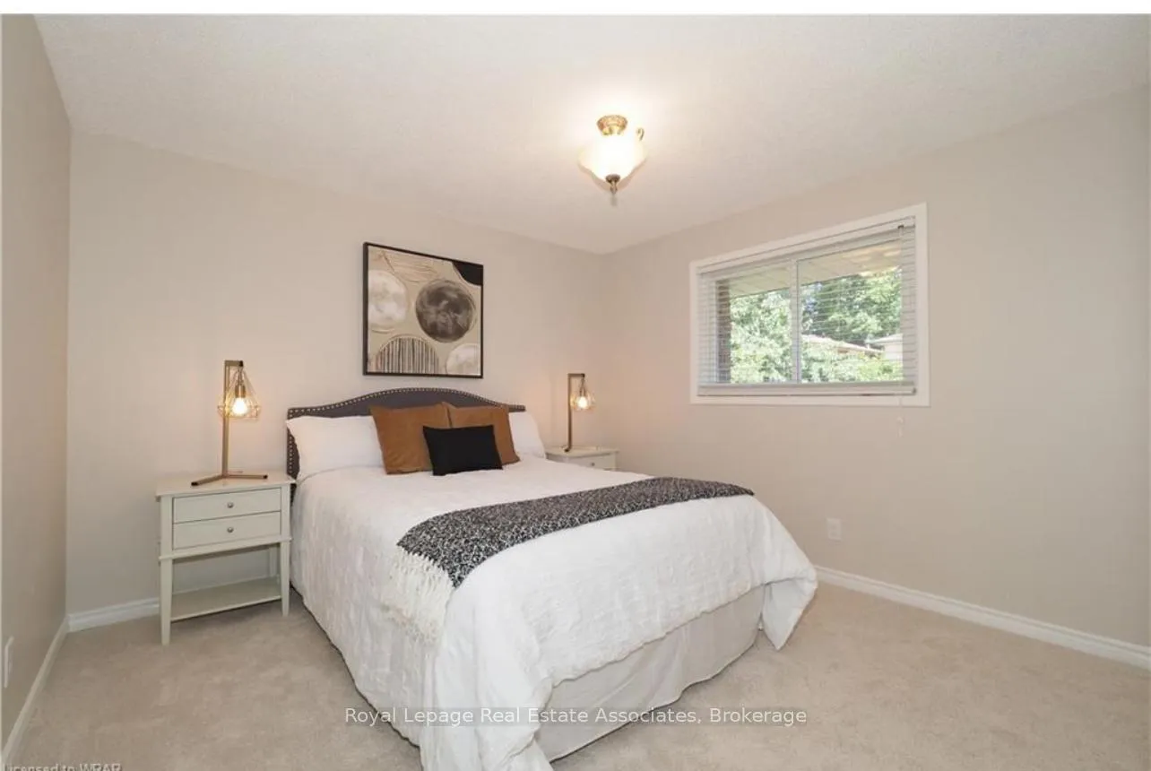 Photo 15 of Unit Main, 86 Overlea Crescent, Kitchener — HOMEH