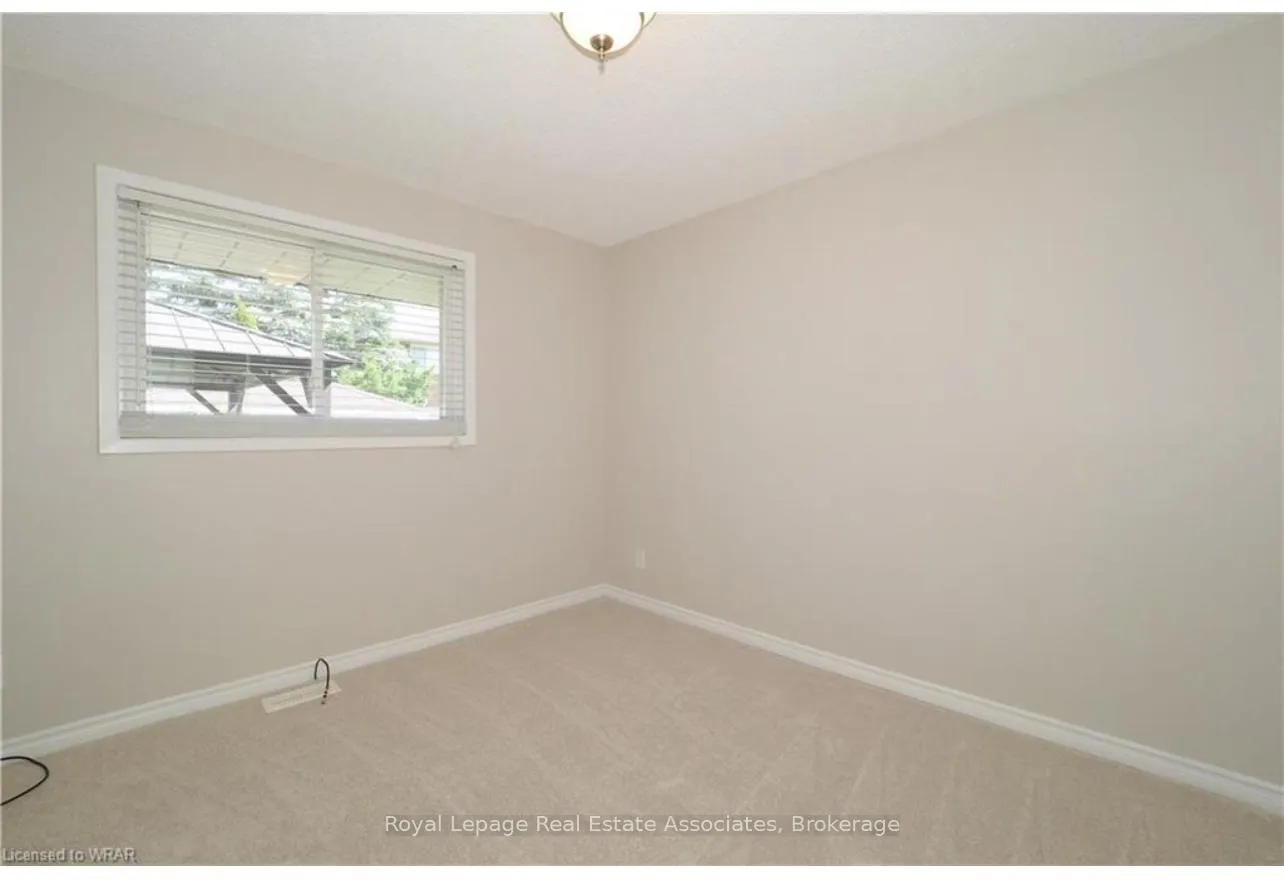 Photo 17 of Unit Main, 86 Overlea Crescent, Kitchener — HOMEH