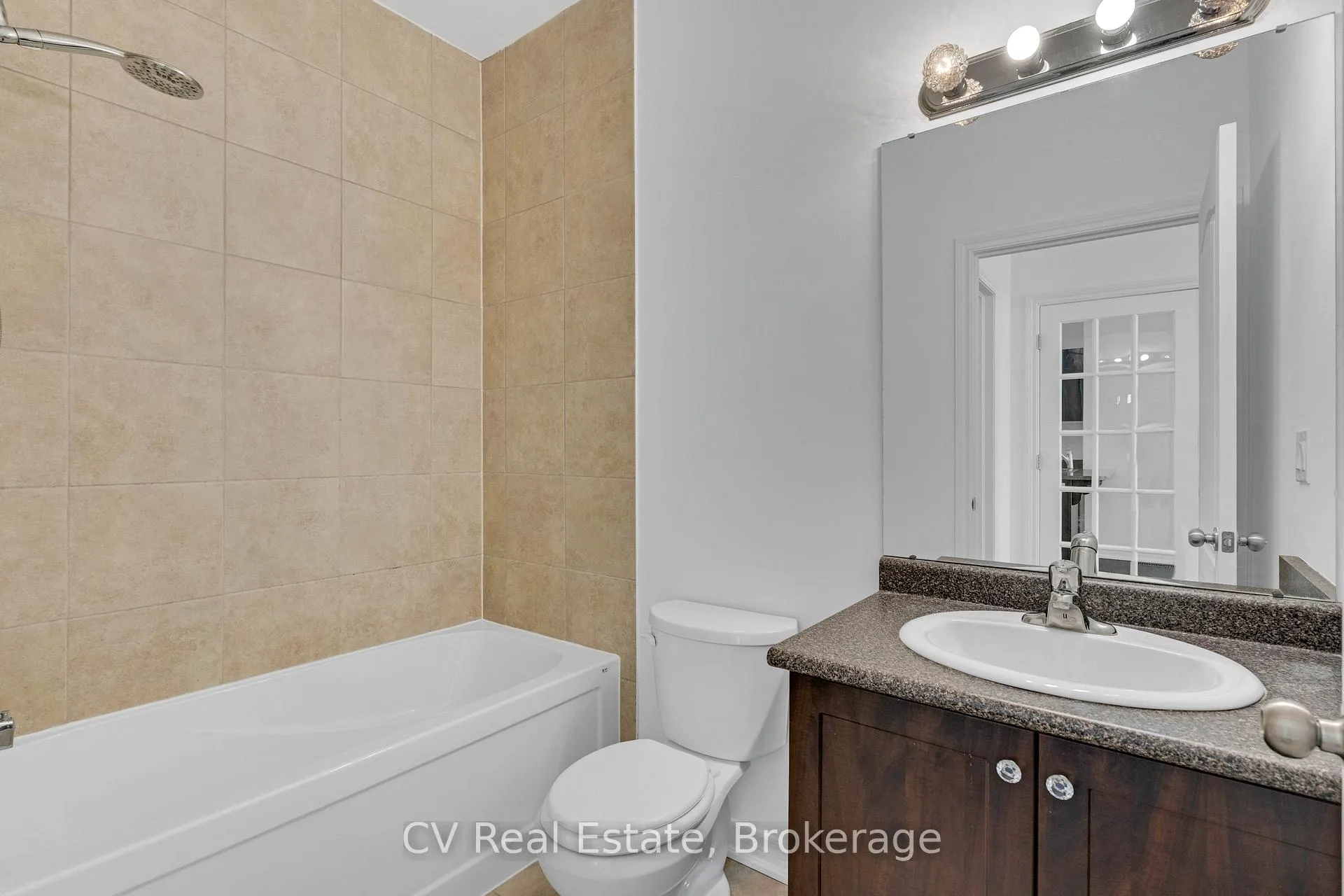 Photo 15 of 52 Isabella Drive, Orillia — HOMEH