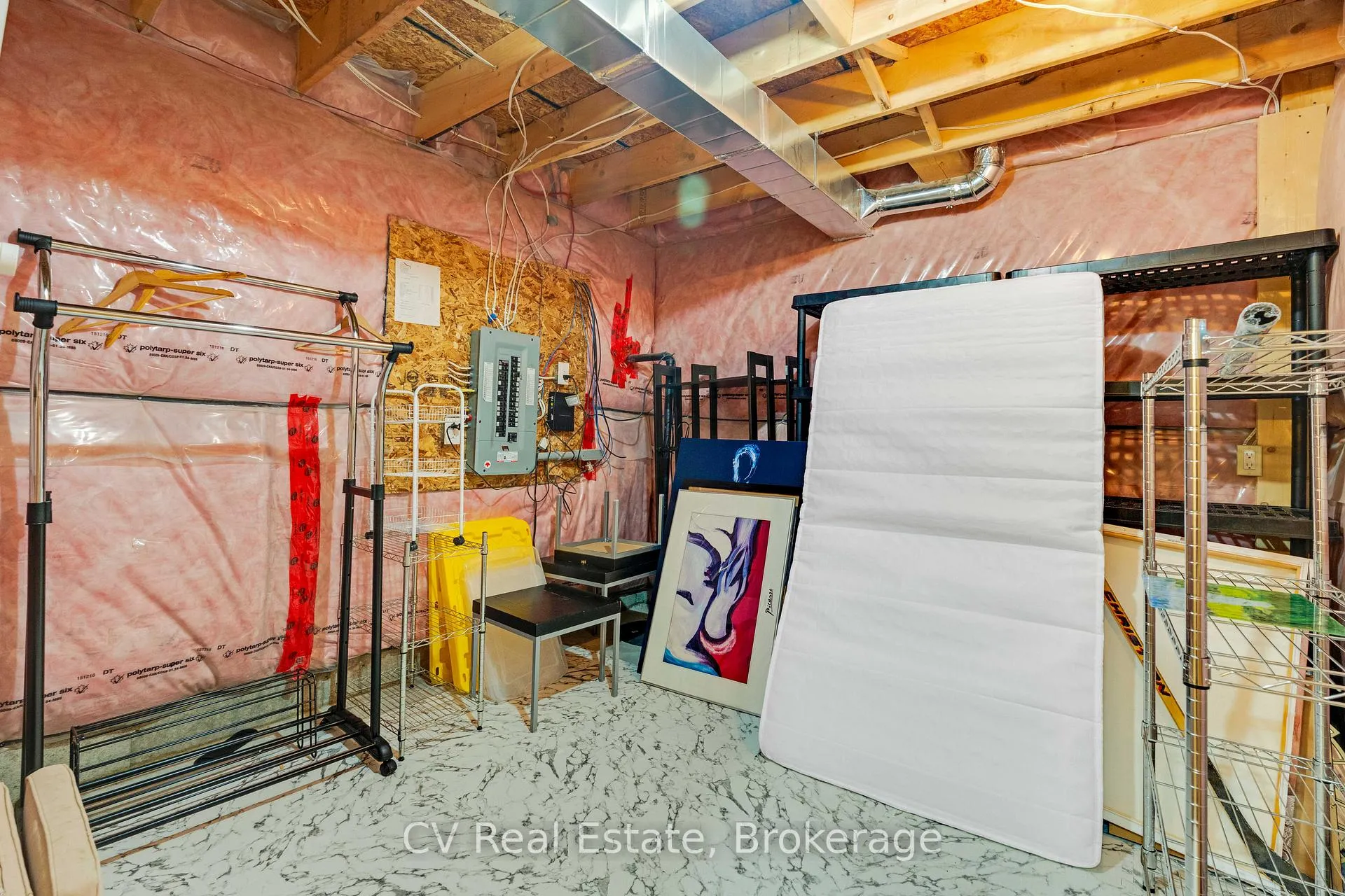 Photo 35 of 52 Isabella Drive, Orillia — HOMEH
