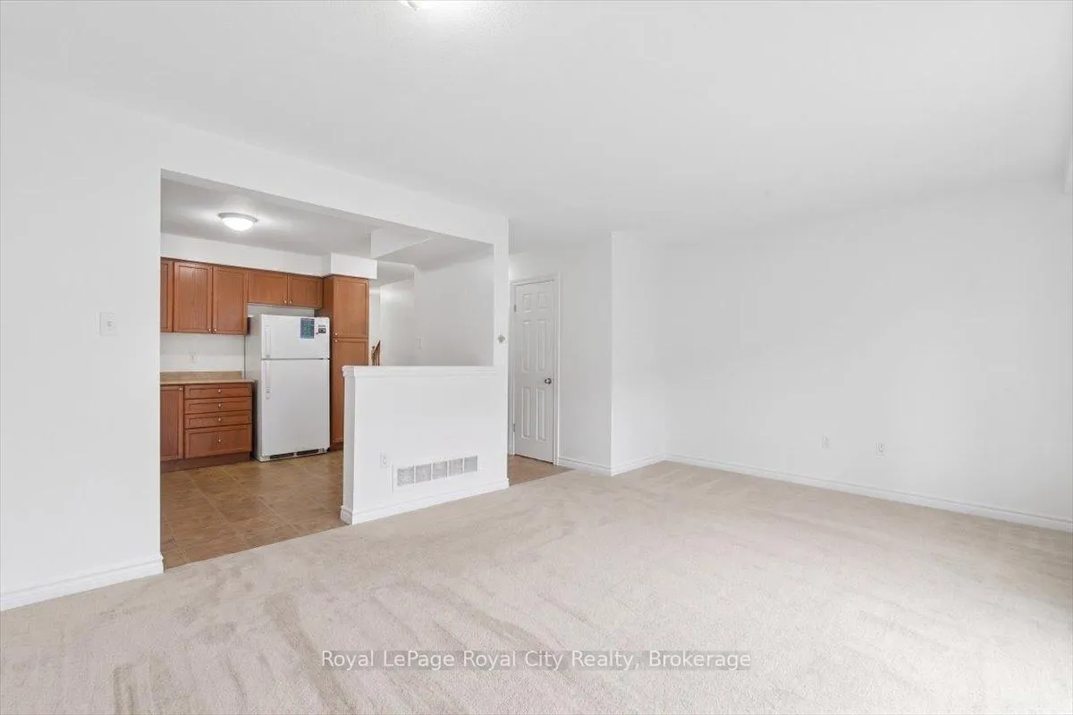 Photo 13 of Unit 10, 30 Vaughan Street, Guelph, Clairfields/Hanlon Business Park — HOMEH
