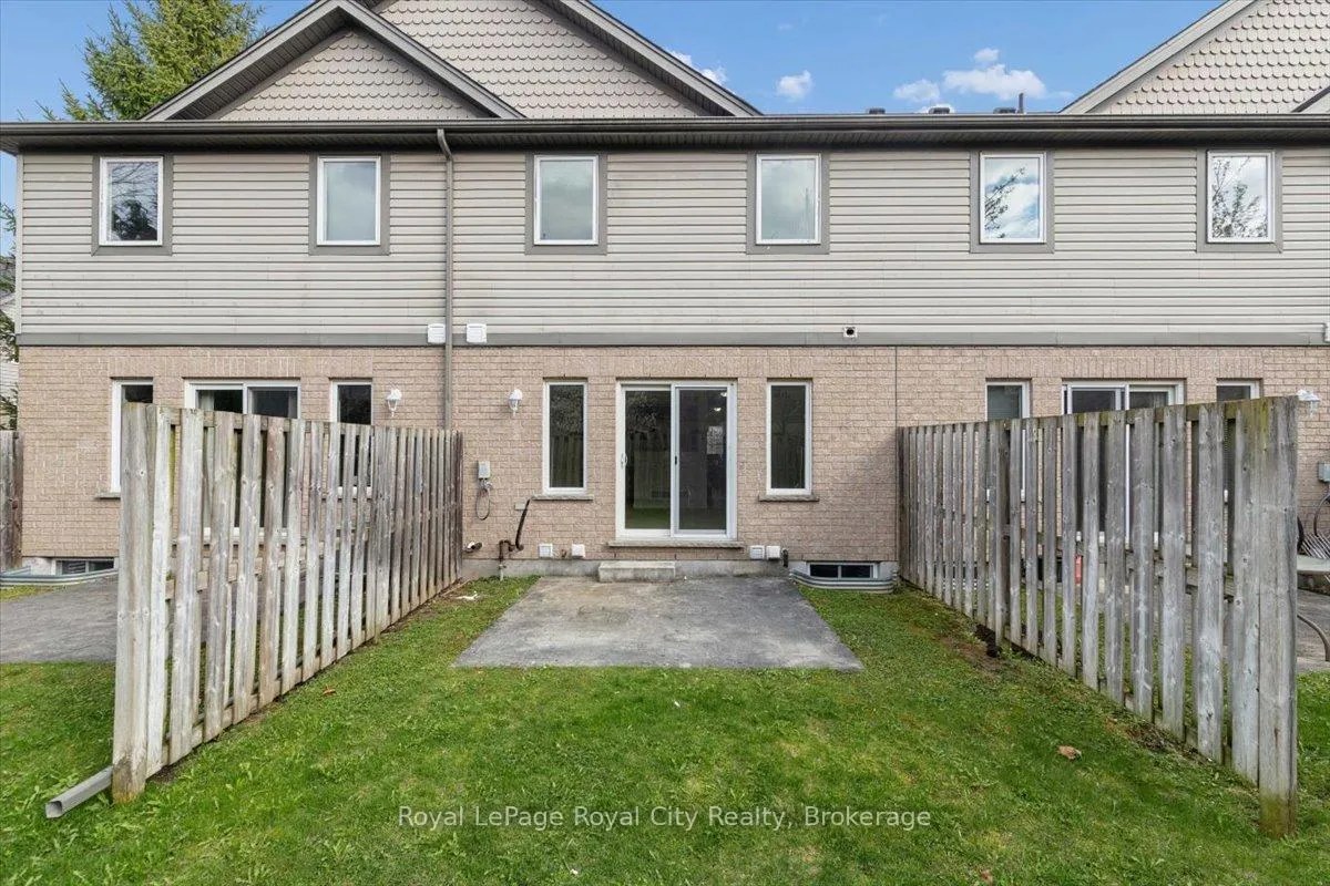 Photo 23 of Unit 10, 30 Vaughan Street, Guelph, Clairfields/Hanlon Business Park — HOMEH