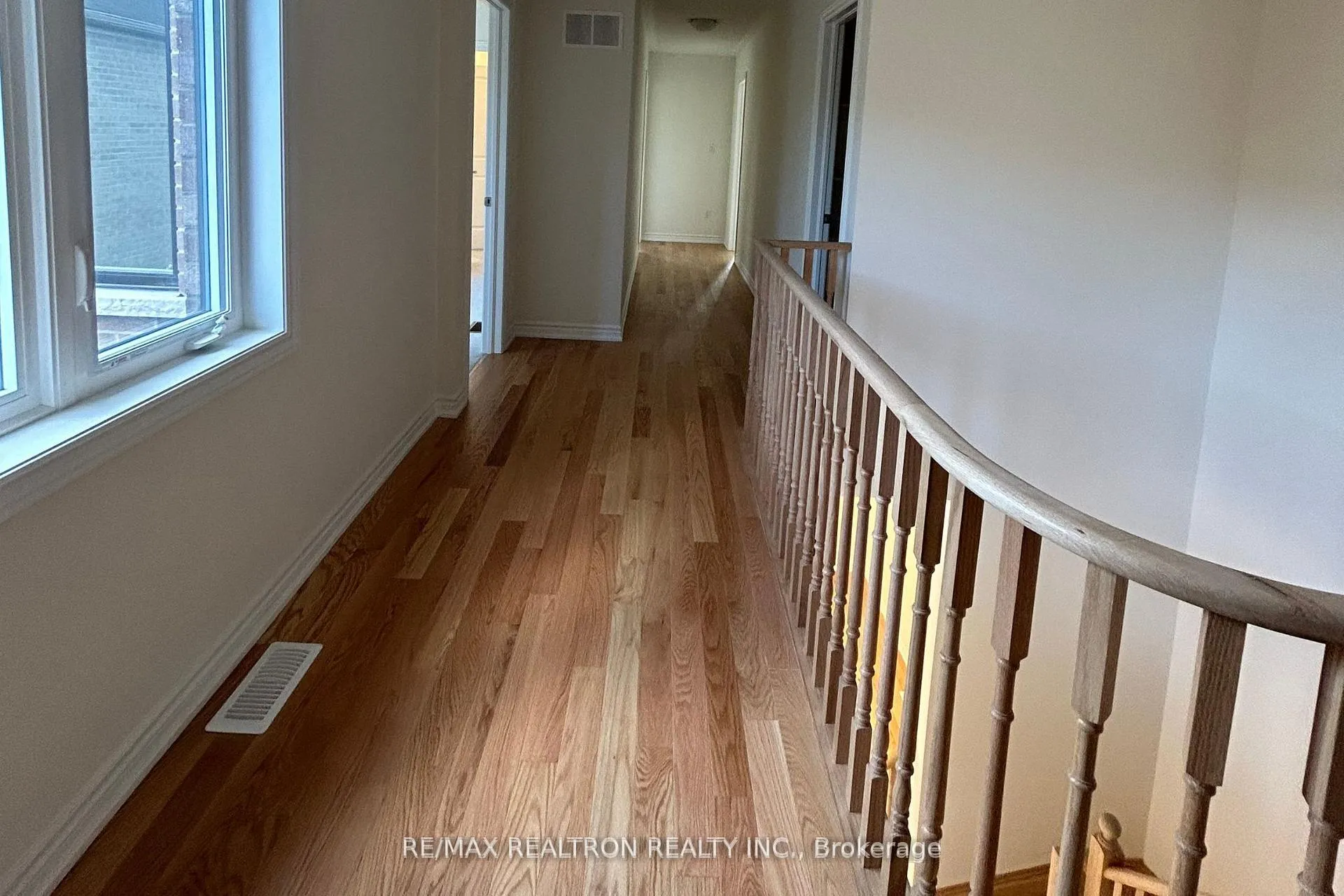 Photo 19 of 9 Mountainside Crescent, Whitby, Rolling Acres — HOMEH