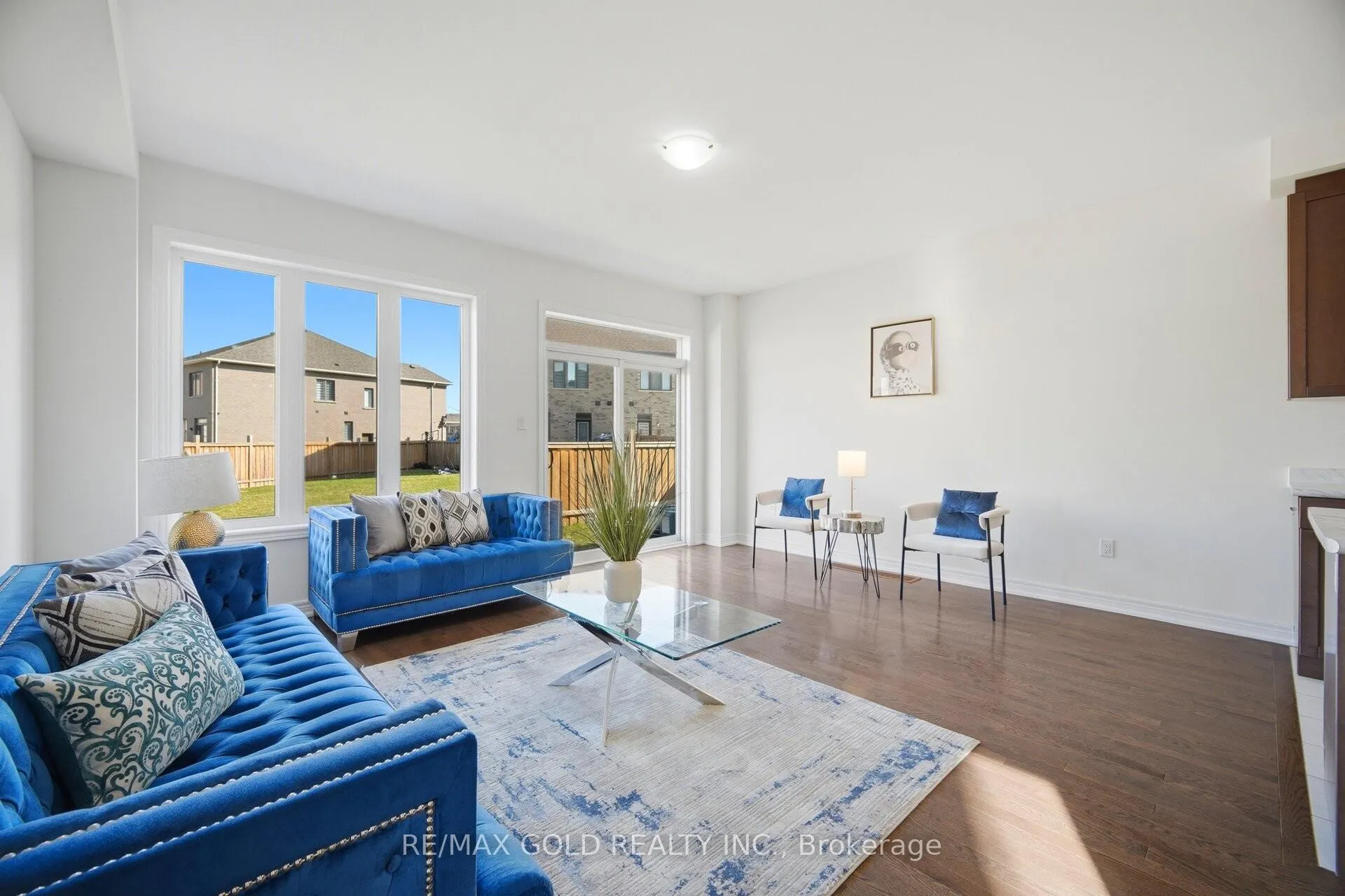 Photo 8 of 145 Adventura Road, Brampton, Northwest Brampton — HOMEH