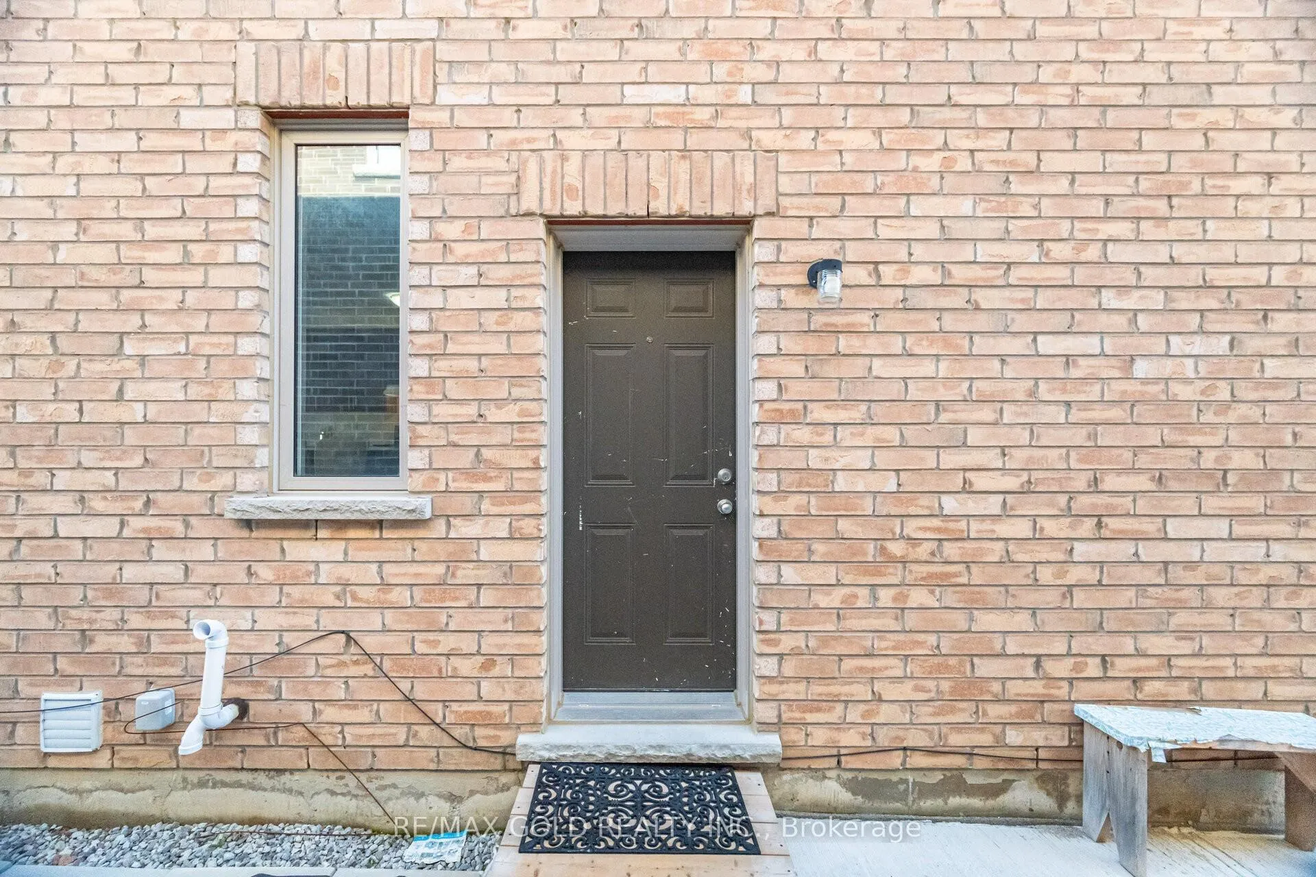 Photo 19 of 145 Adventura Road, Brampton, Northwest Brampton — HOMEH