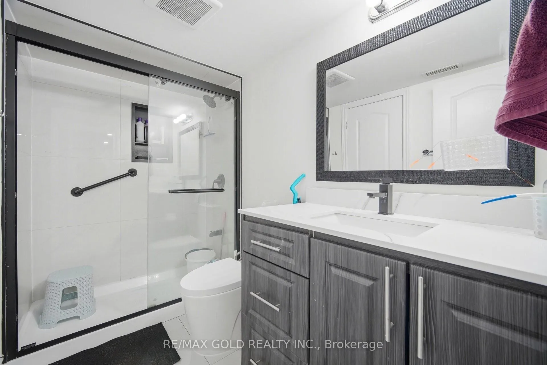 Photo 23 of 145 Adventura Road, Brampton, Northwest Brampton — HOMEH