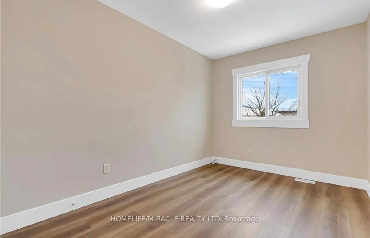 Photo 11 of Unit 43, 355 Fisher Mills Road, Waterloo — HOMEH