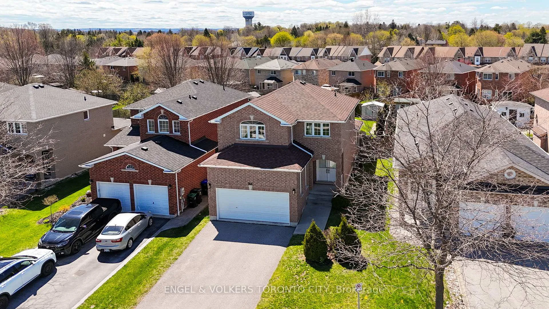 Photo 5 of 144 Buchanan Drive, New Tecumseth, Alliston — HOMEH