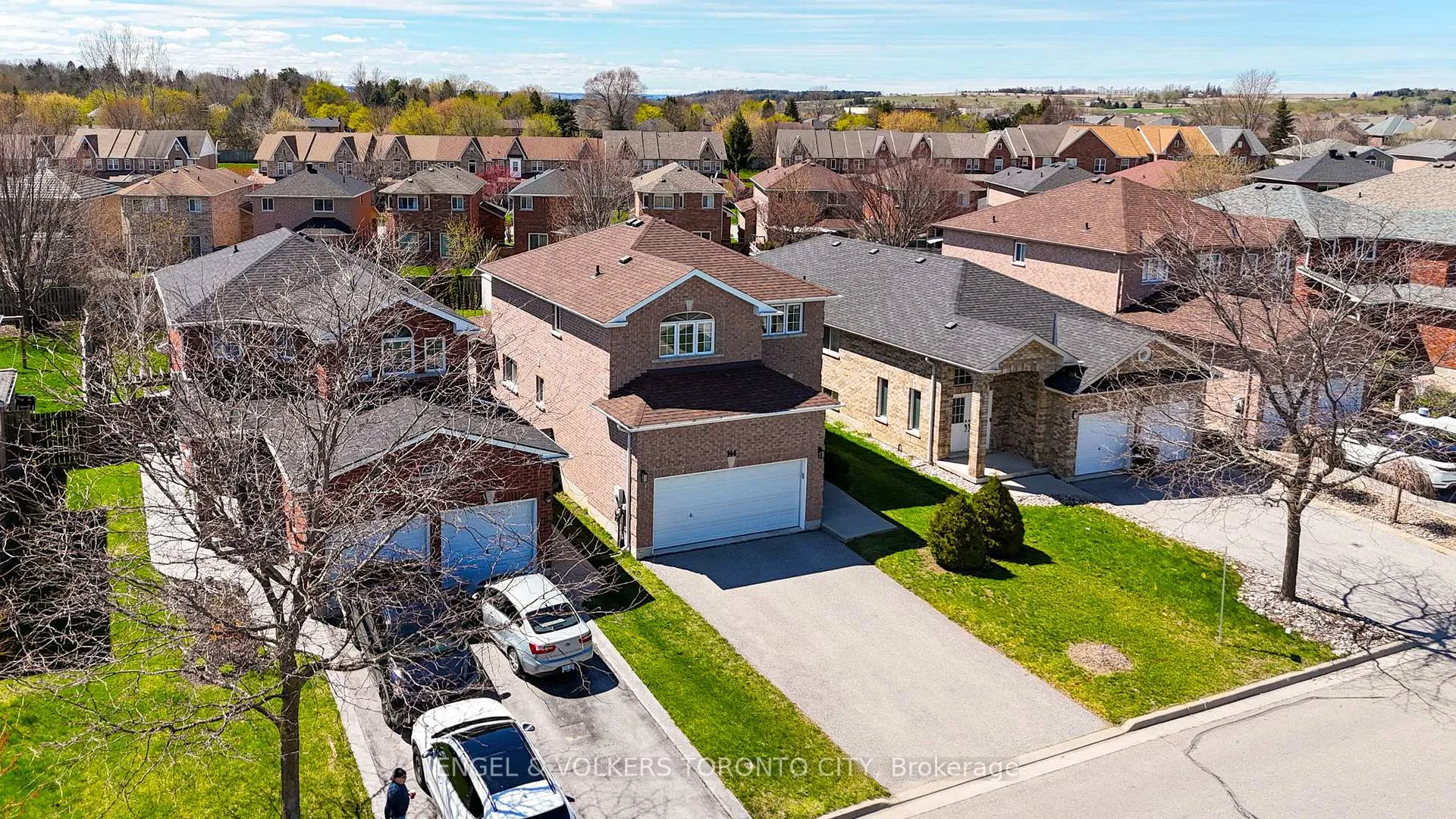 Photo 6 of 144 Buchanan Drive, New Tecumseth, Alliston — HOMEH