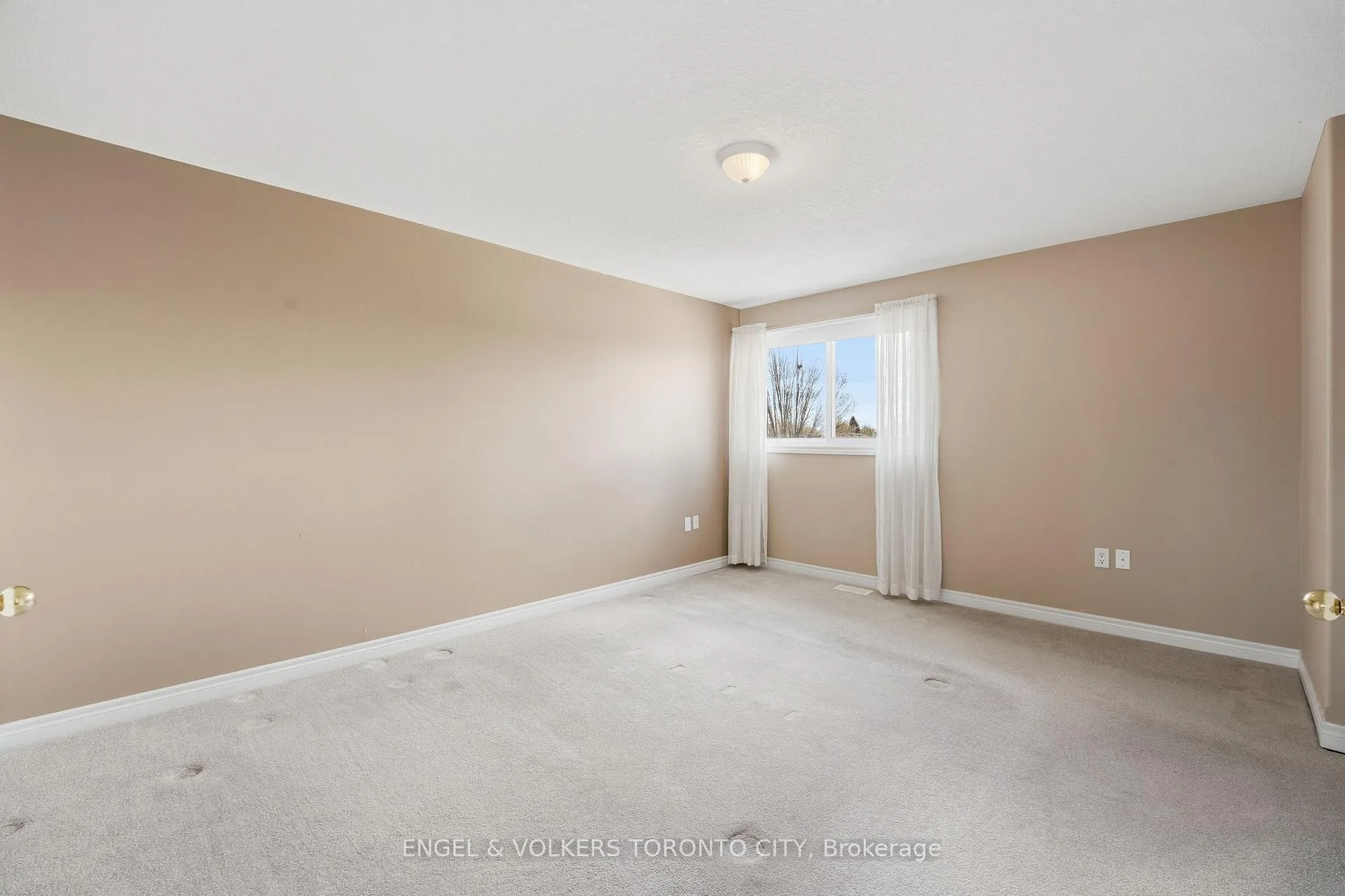 Photo 30 of 144 Buchanan Drive, New Tecumseth, Alliston — HOMEH