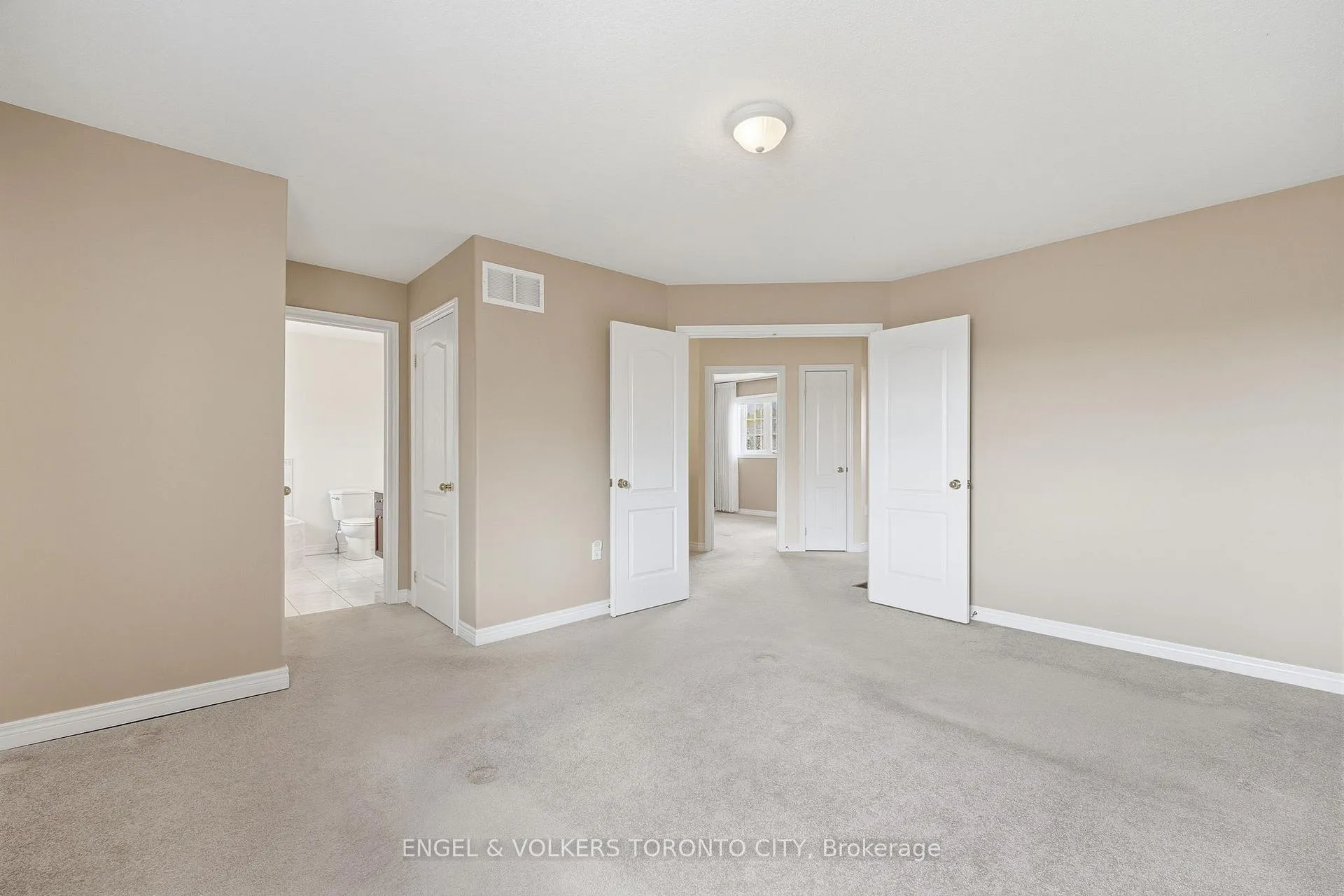 Photo 32 of 144 Buchanan Drive, New Tecumseth, Alliston — HOMEH