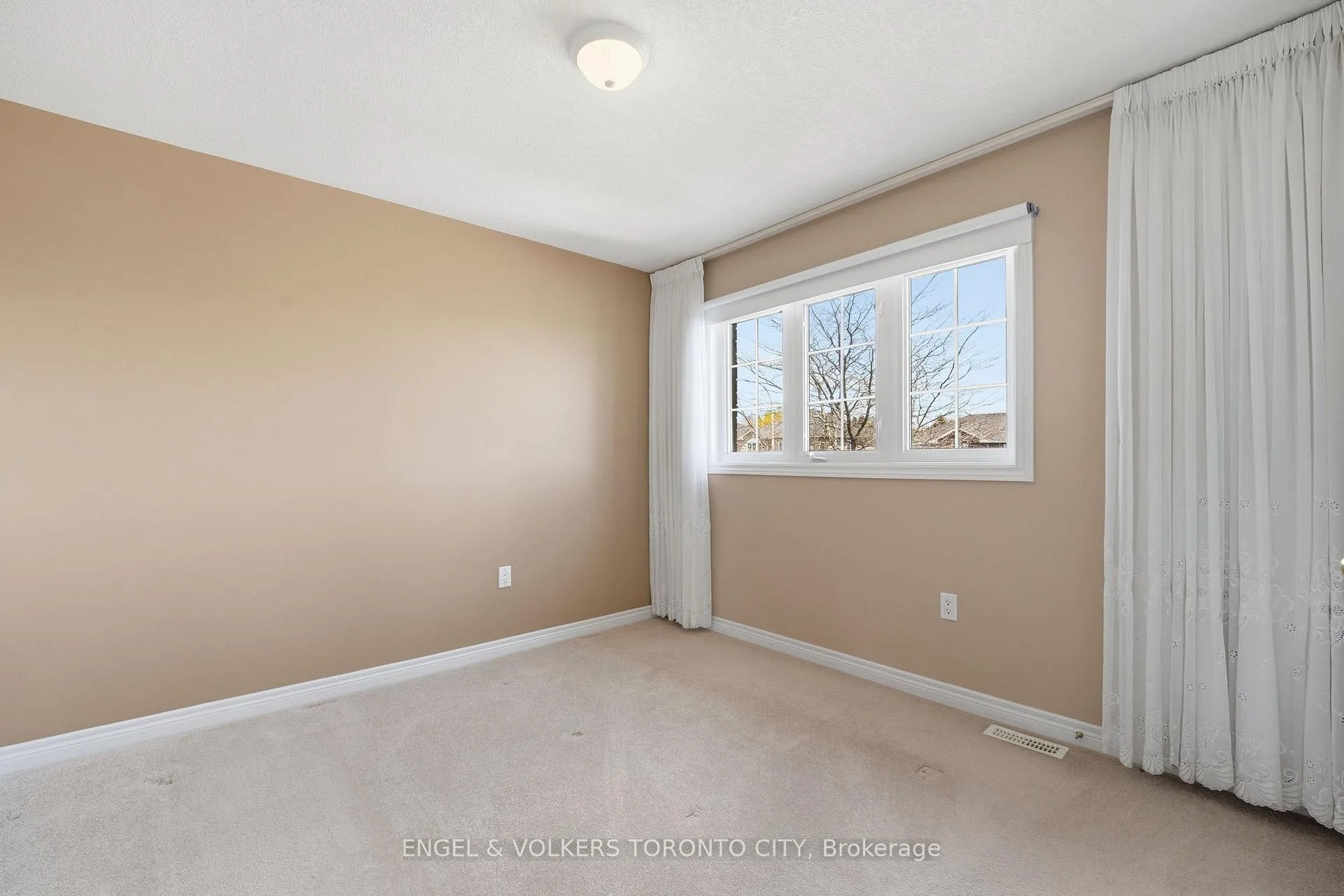Photo 38 of 144 Buchanan Drive, New Tecumseth, Alliston — HOMEH