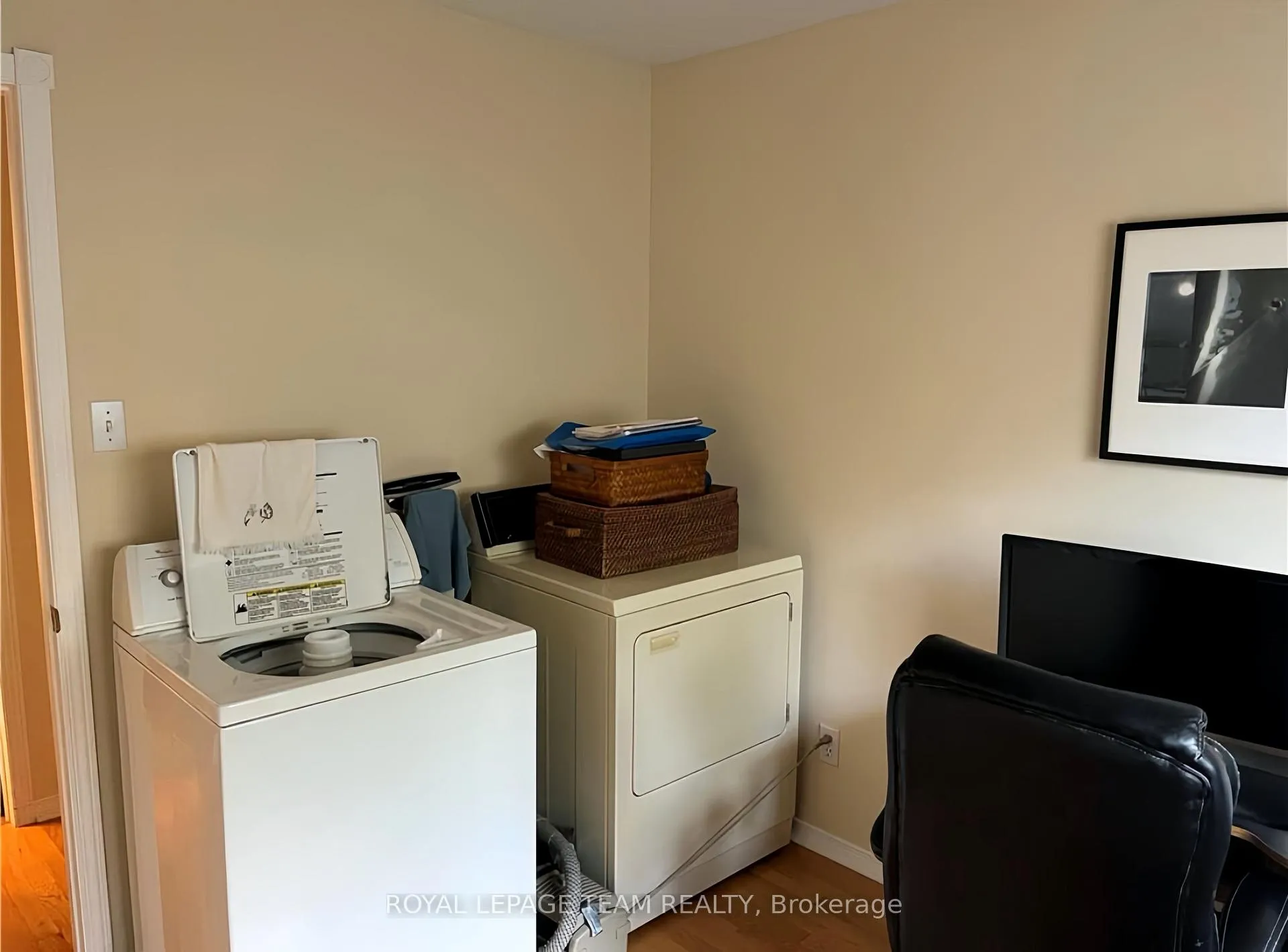 Photo 9 of 2144 Concorde Avenue, Cornwall — HOMEH