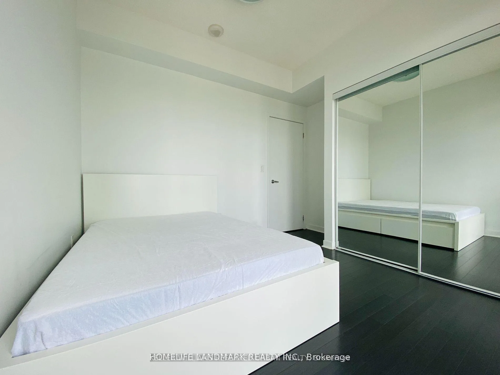 Photo 6 of Unit 2605, 360 Square One Drive, Mississauga, City Centre — HOMEH