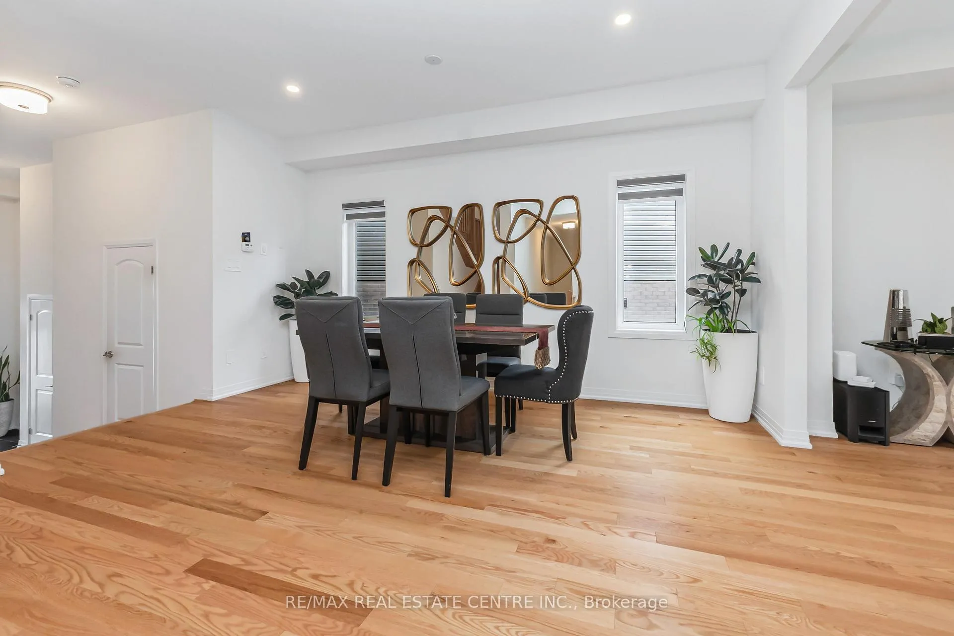 Photo 10 of 19 Whitton Road, Brant, Paris — HOMEH