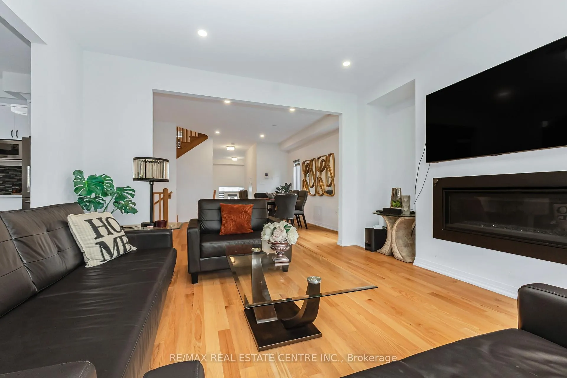 Photo 13 of 19 Whitton Road, Brant, Paris — HOMEH