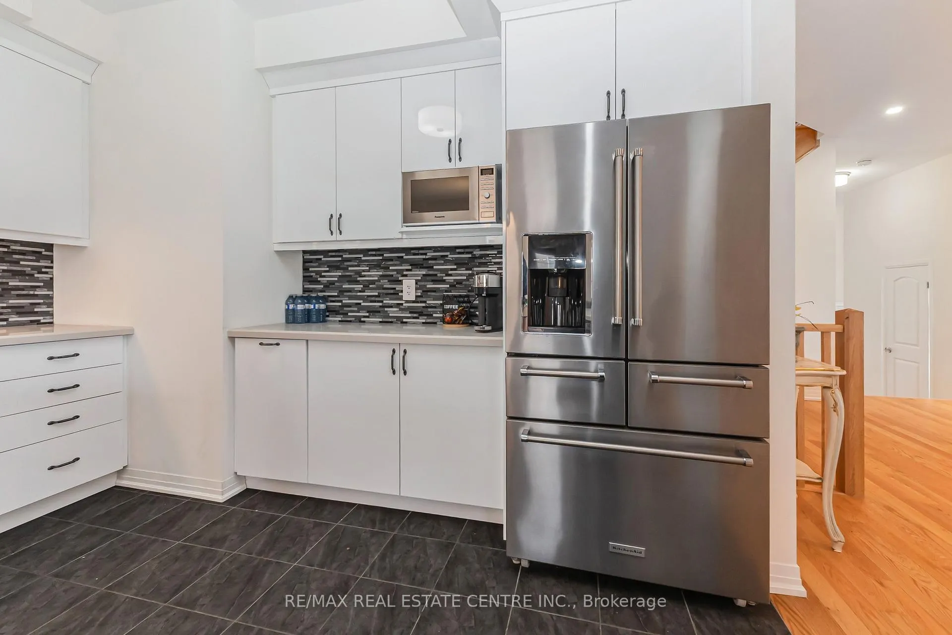 Photo 23 of 19 Whitton Road, Brant, Paris — HOMEH