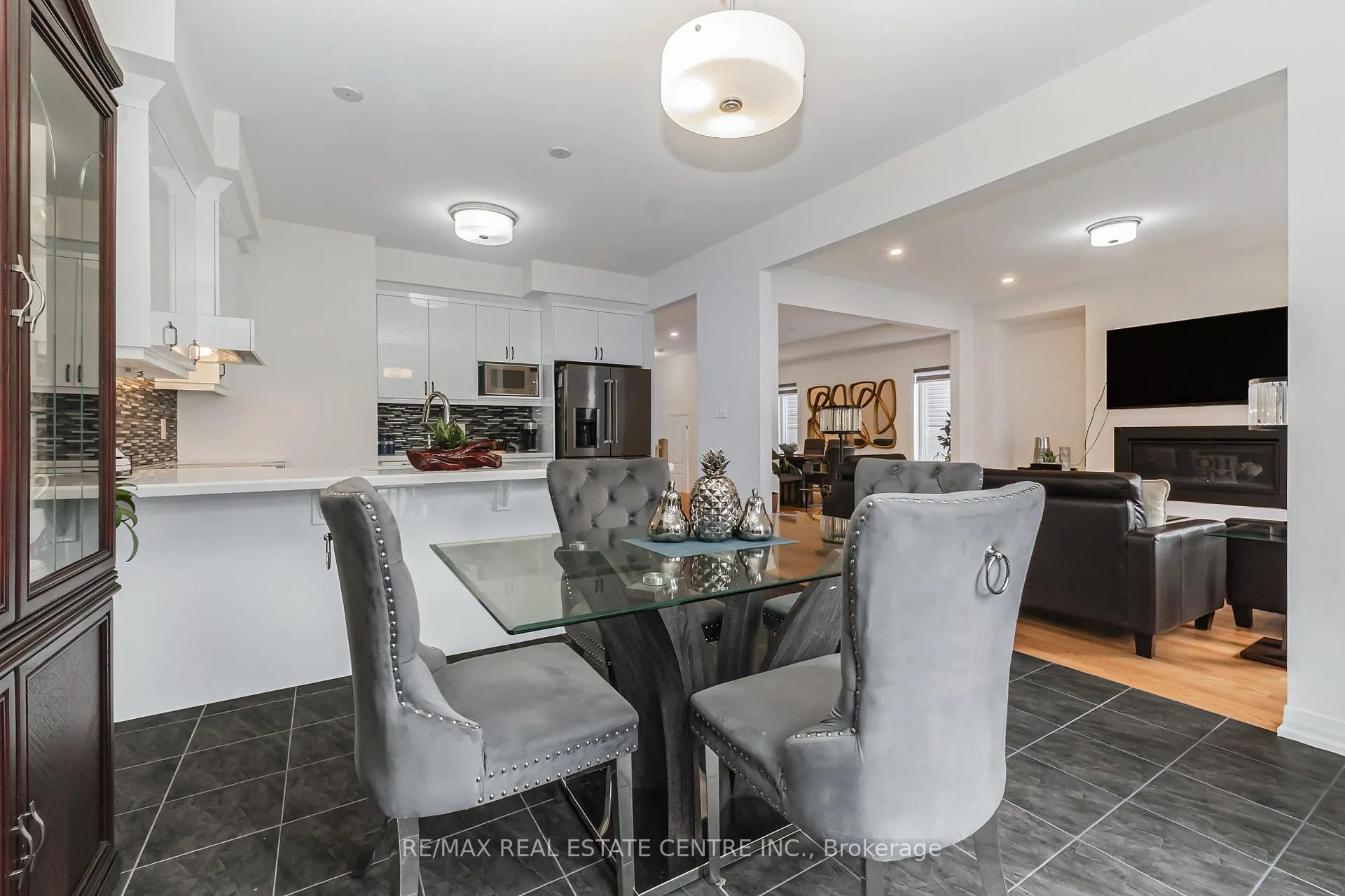 Photo 25 of 19 Whitton Road, Brant, Paris — HOMEH